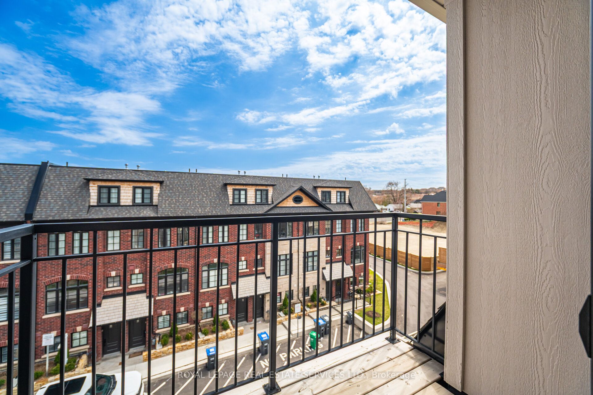 15 Lunar Crescent 78 Property Photo 28