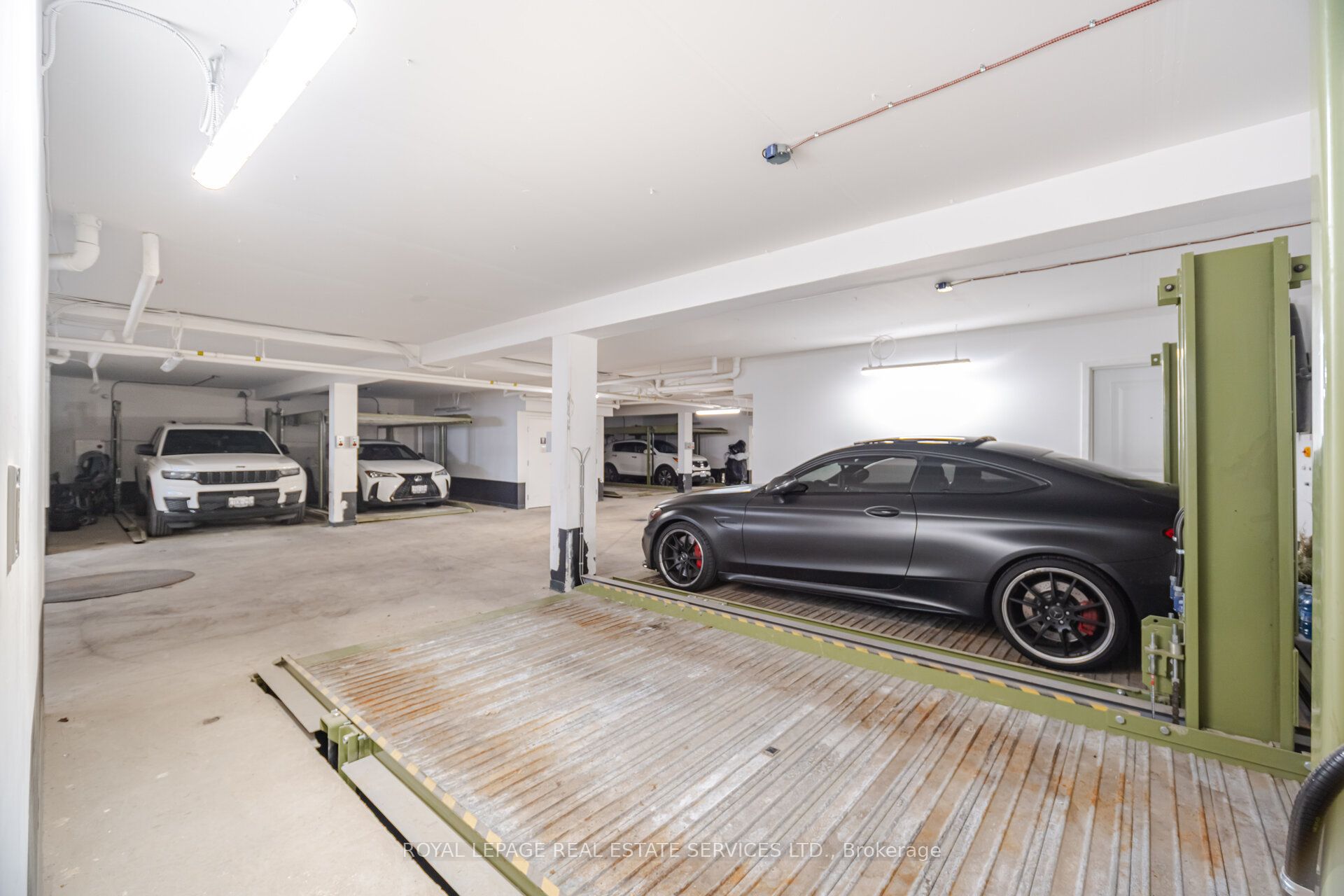 15 Lunar Crescent 78 Property Photo 38