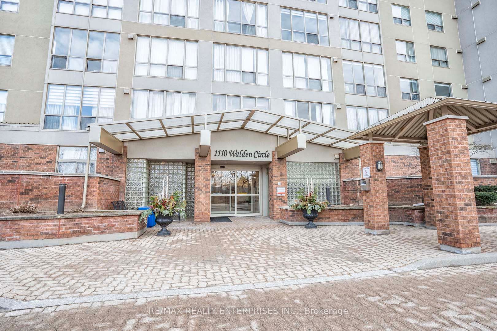 1110 Walden Circle 405 Property Photo 3