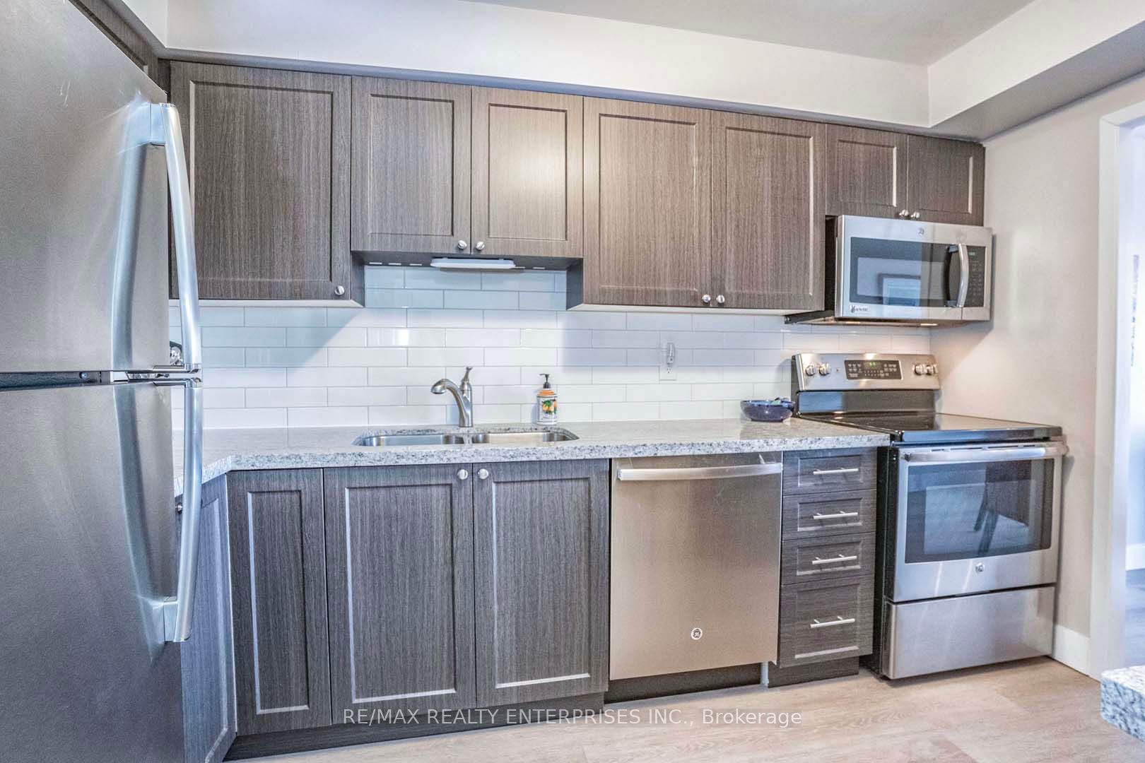 1110 Walden Circle 405 Property Photo 16