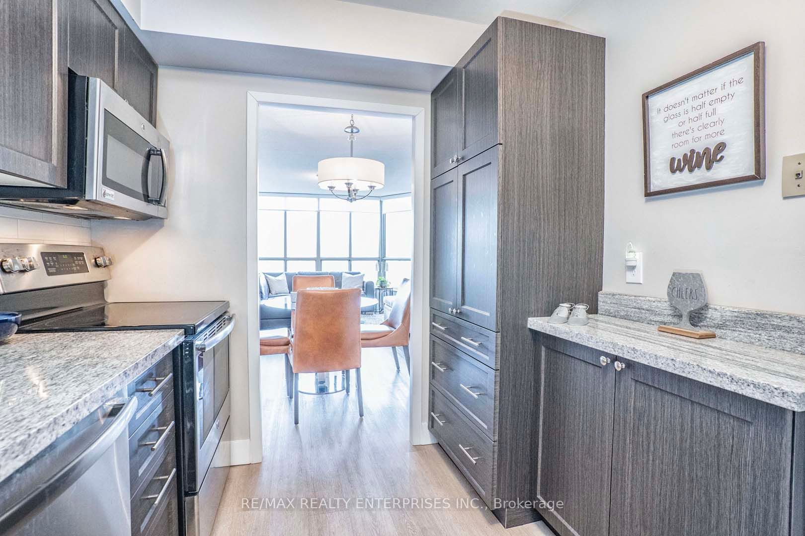 1110 Walden Circle 405 Property Photo 17