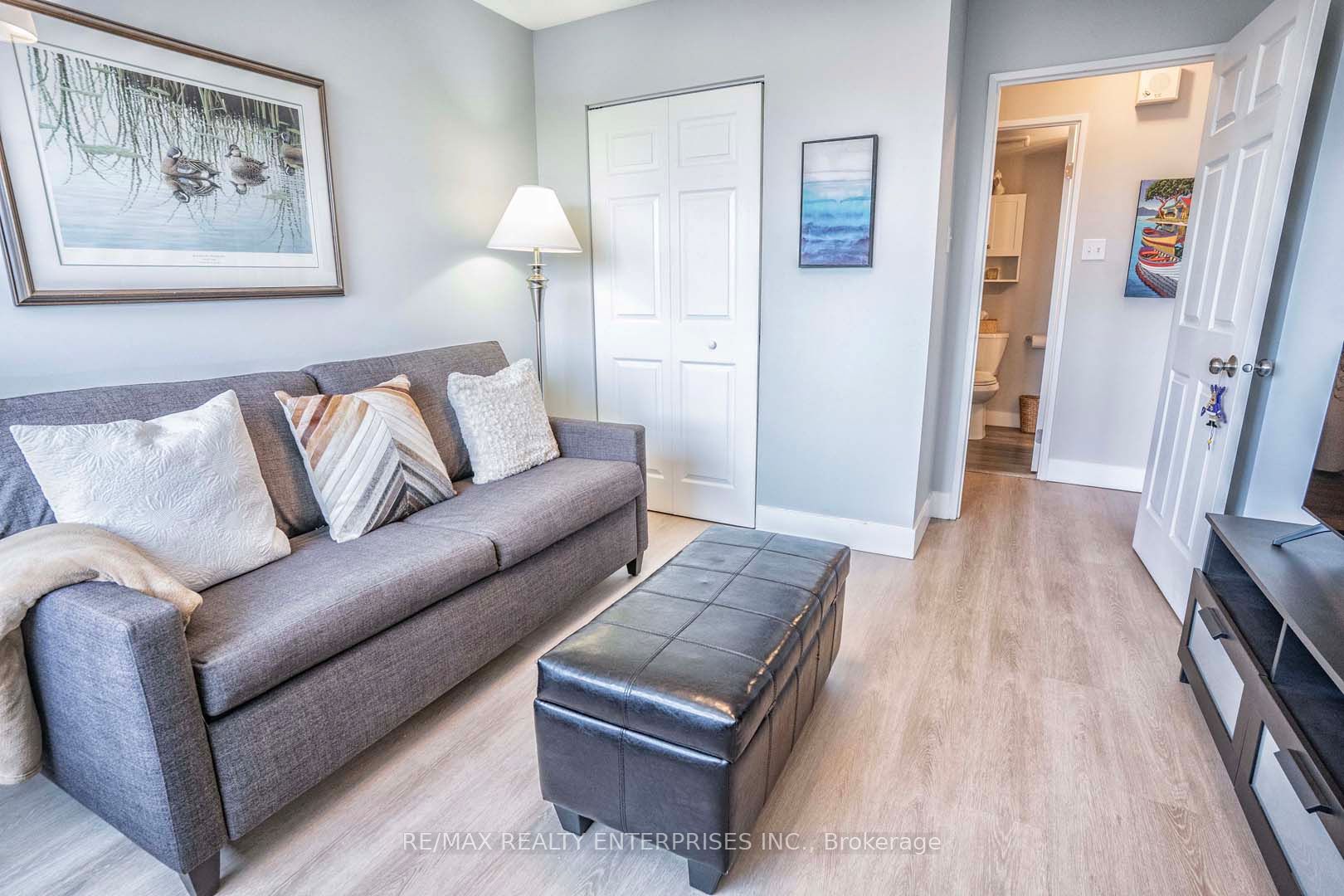 1110 Walden Circle 405 Property Photo 25