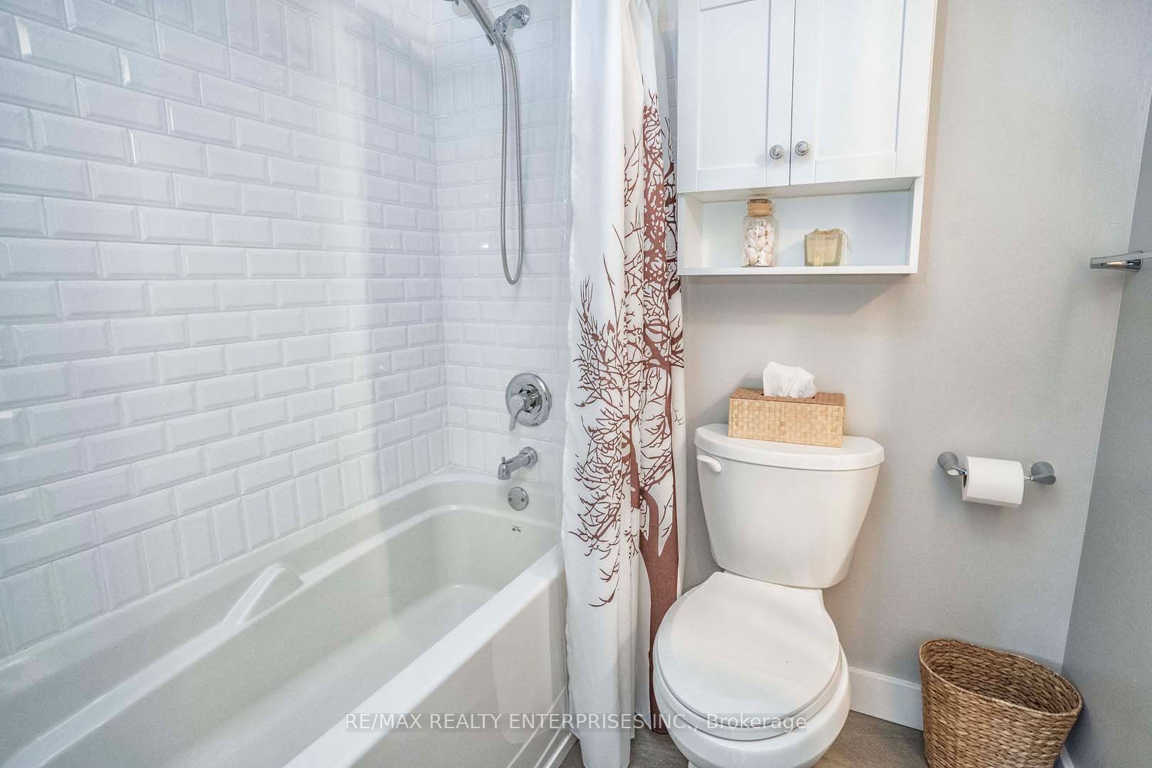 1110 Walden Circle 405 Property Photo 26