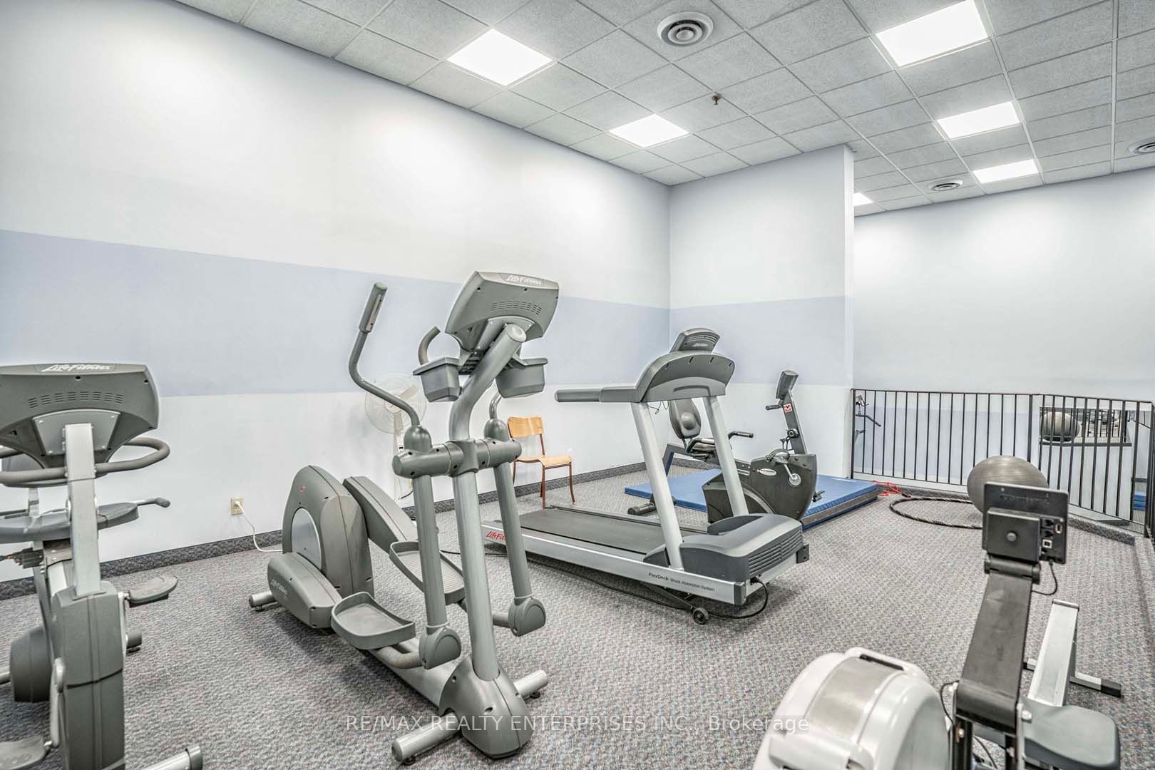 1110 Walden Circle 405 Property Photo 29