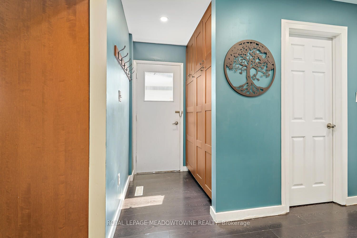 6963 Pamplona Mews Property Photo 3