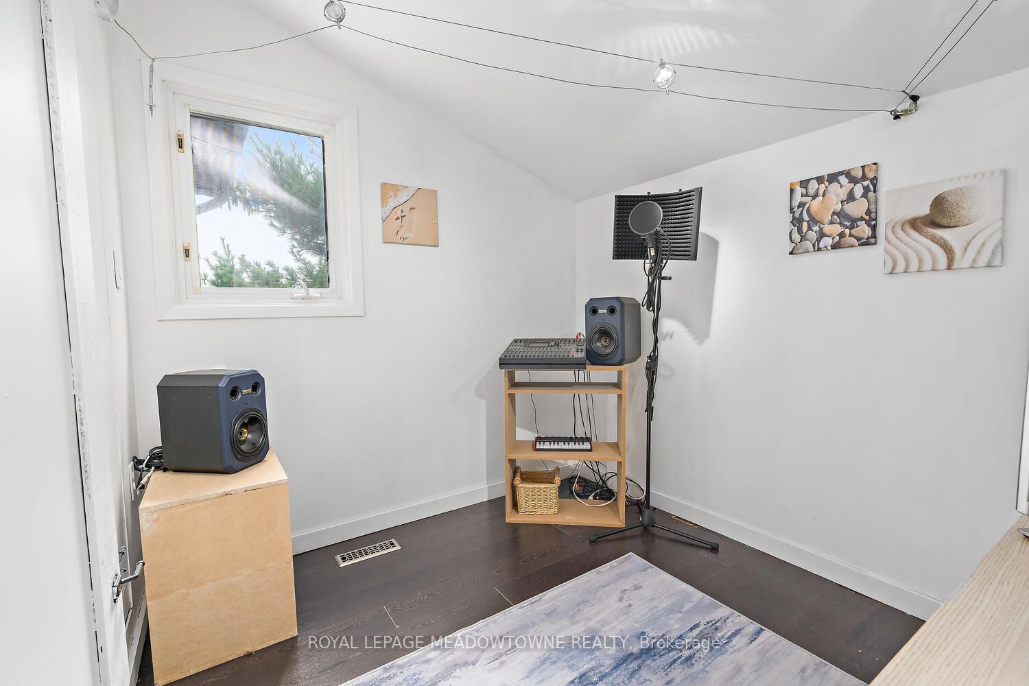 6963 Pamplona Mews Property Photo 20