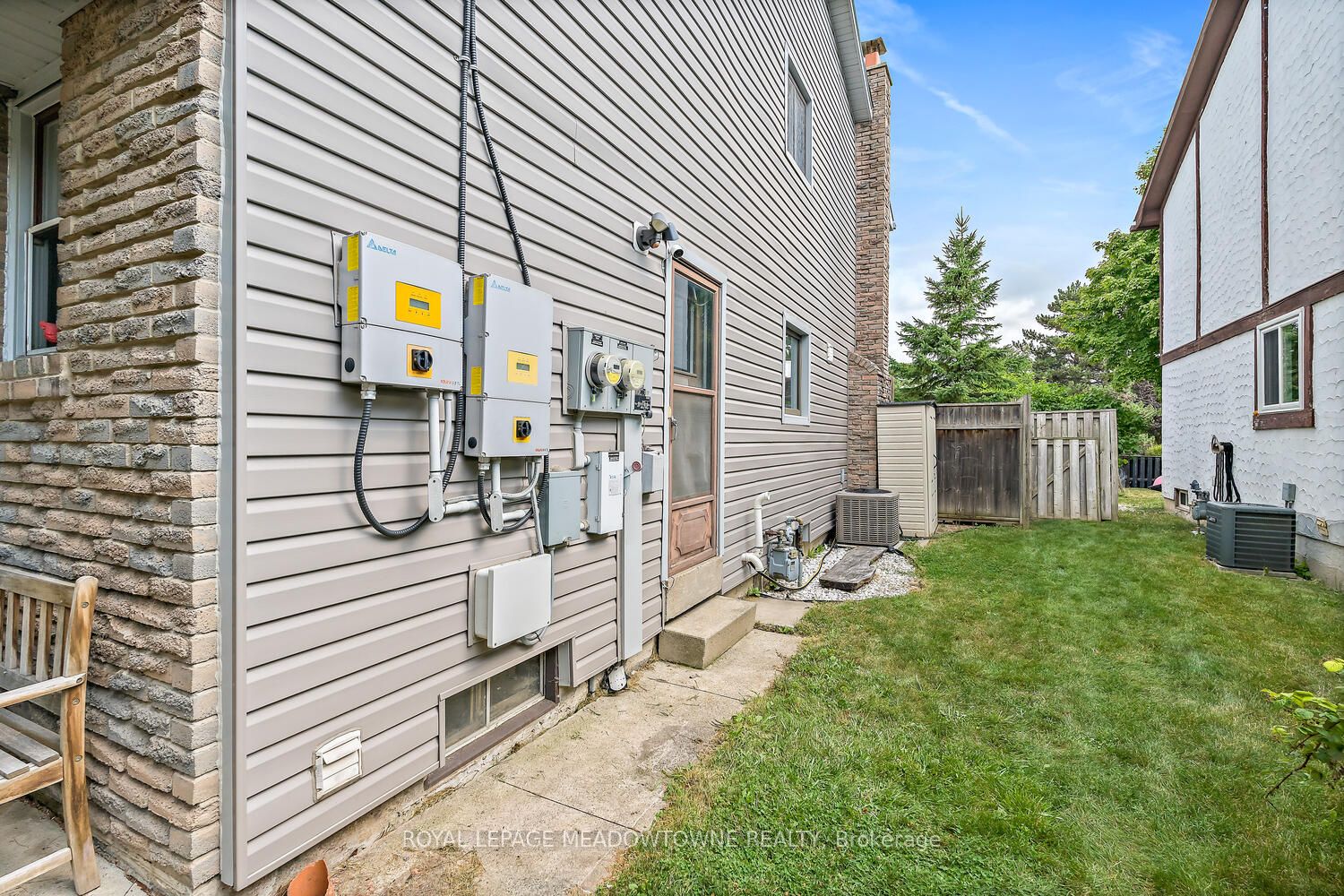 6963 Pamplona Mews Property Photo 29