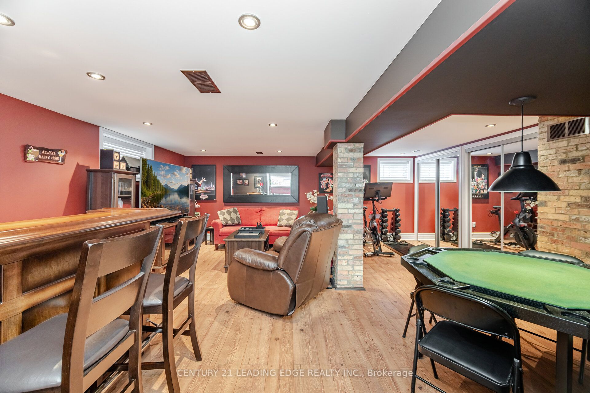 586 Curzon Avenue Property Photo 30