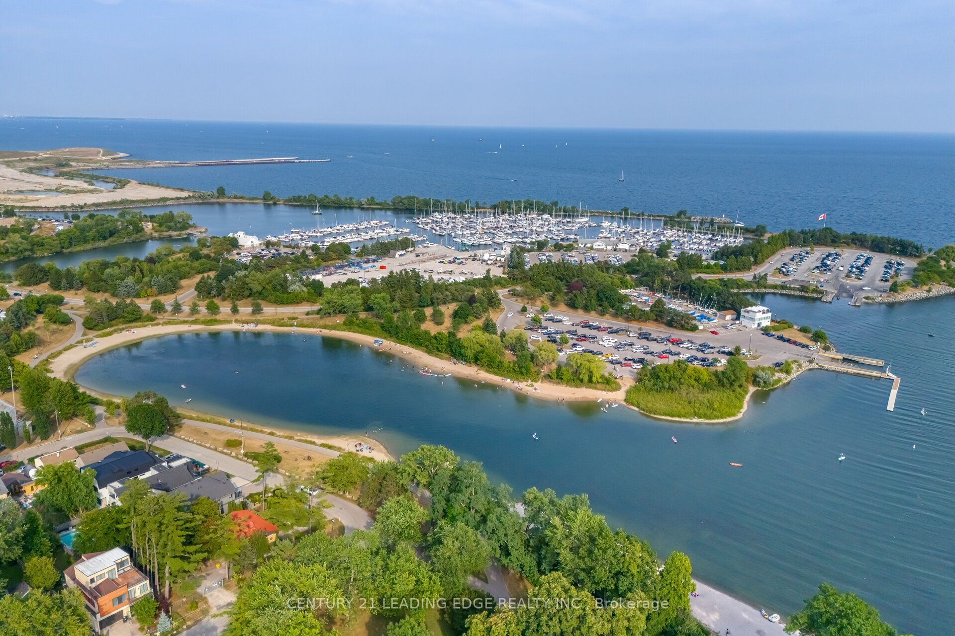 586 Curzon Avenue Property Photo 48