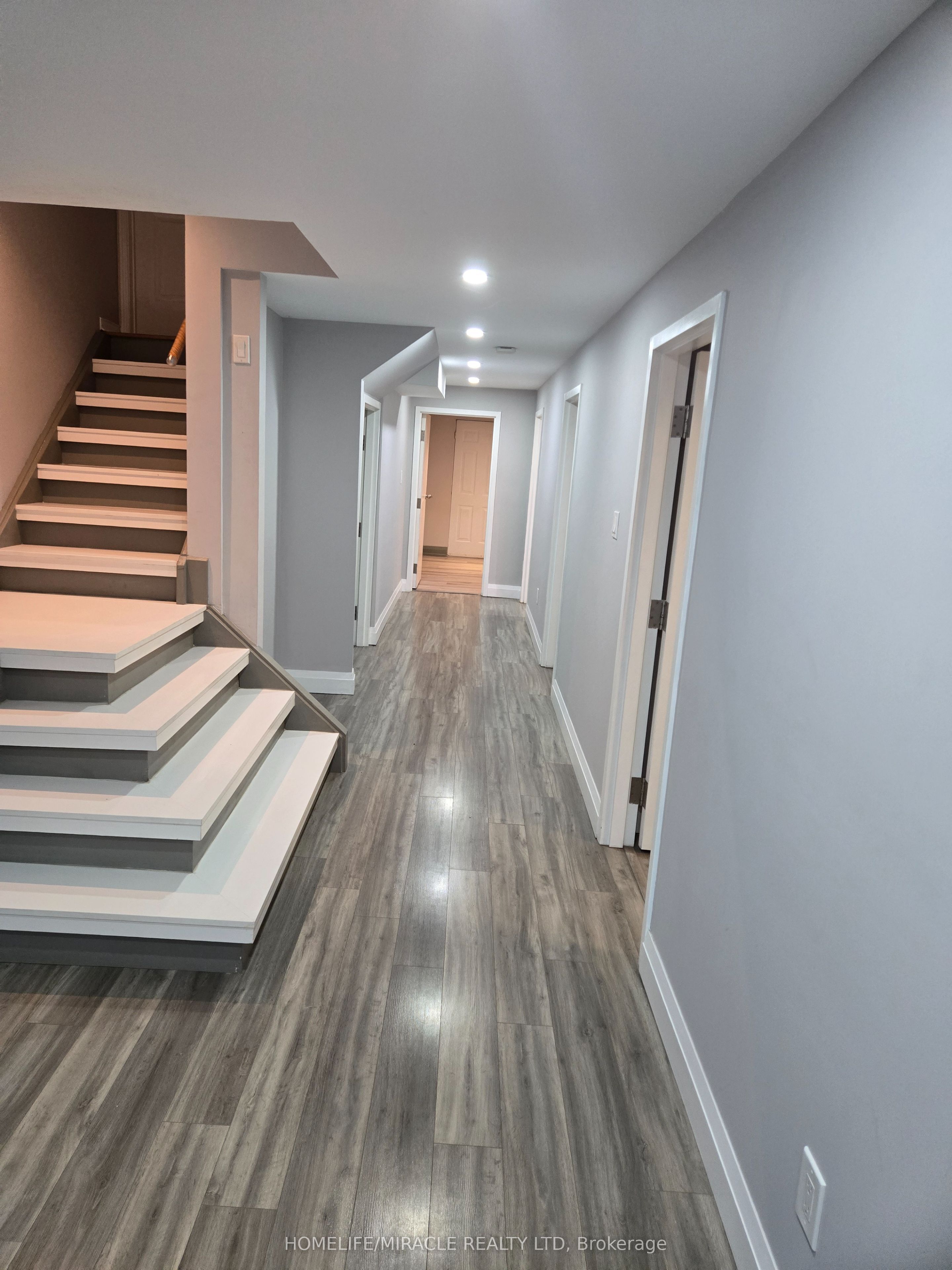 53 Fresh Spring Drive Property Photo 1