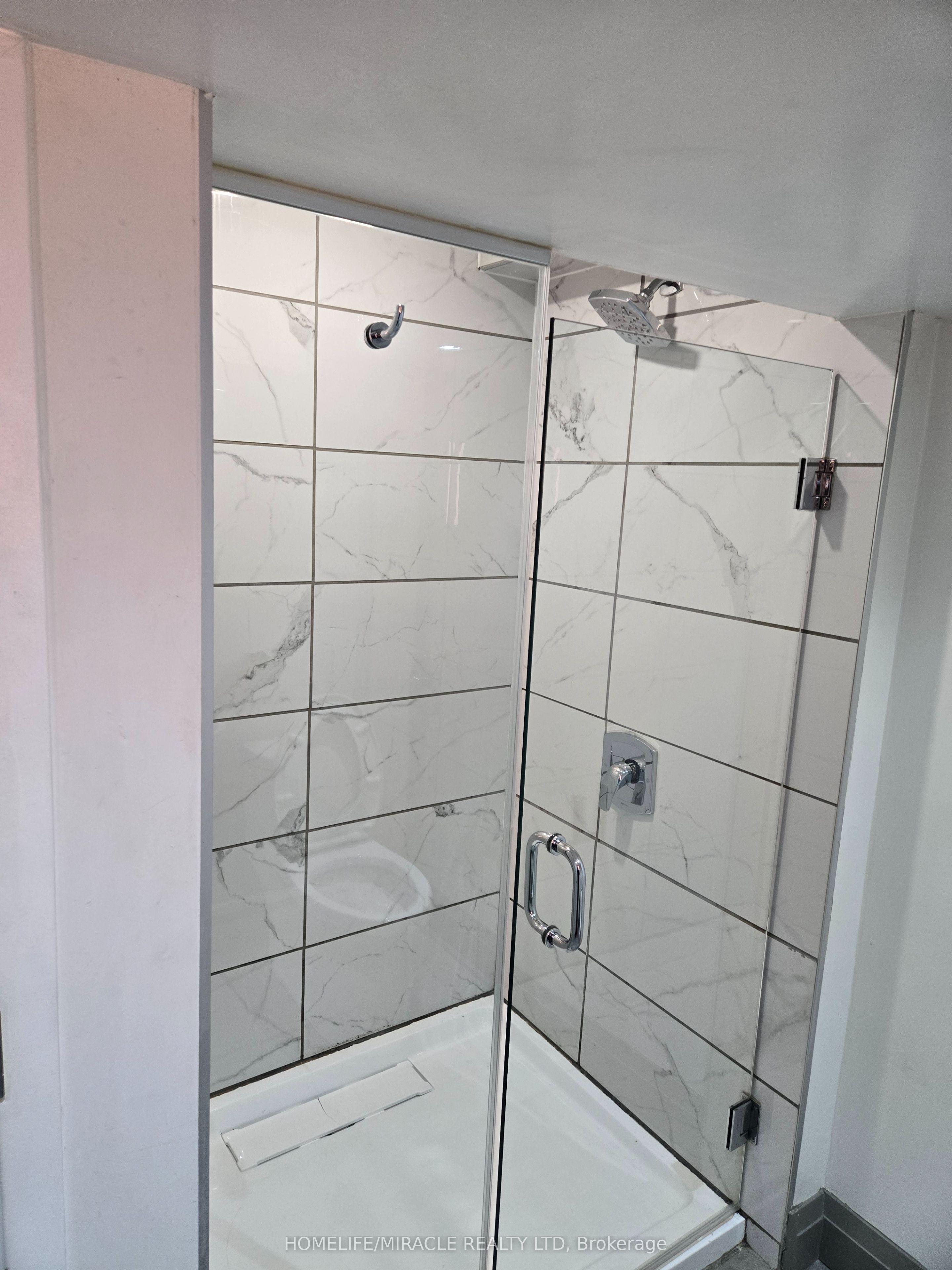 53 Fresh Spring Drive Property Photo 3