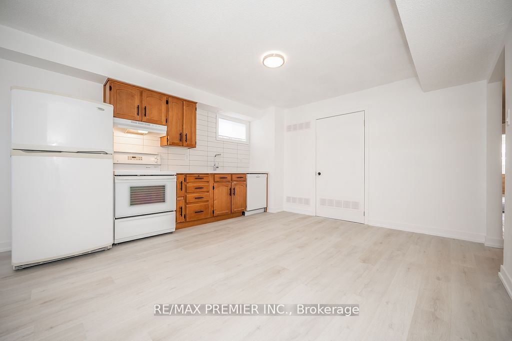 47 Dorsey Drive Lower Level #1 Property Photo 3