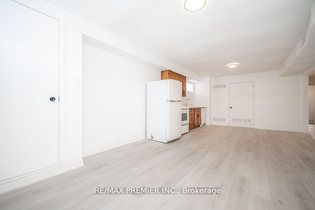 47 Dorsey Drive Lower Level #1 Property Photo 5