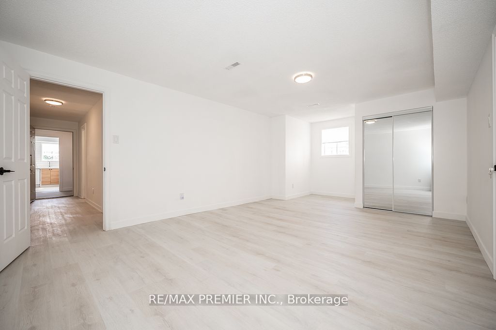 47 Dorsey Drive Lower Level #1 Property Photo 12