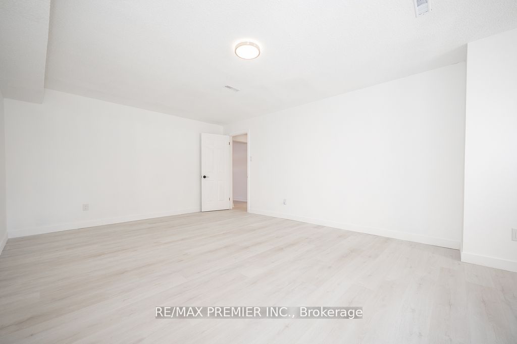 47 Dorsey Drive Lower Level #1 Property Photo 13