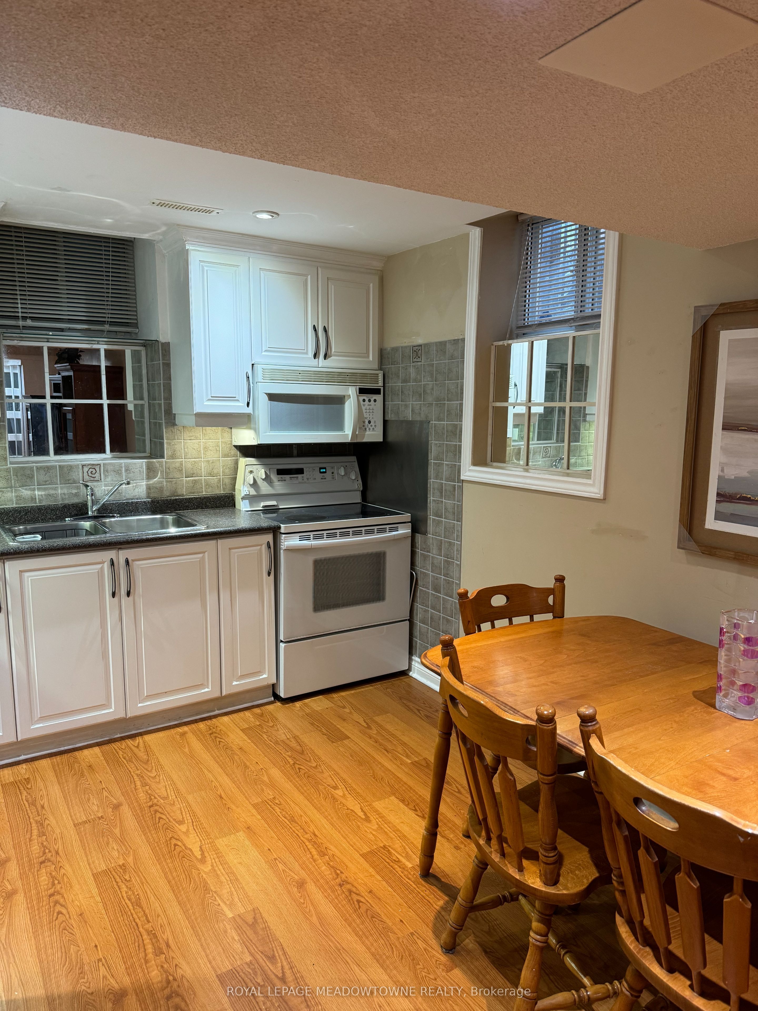 6921 Golden Hills Way Property Photo 4