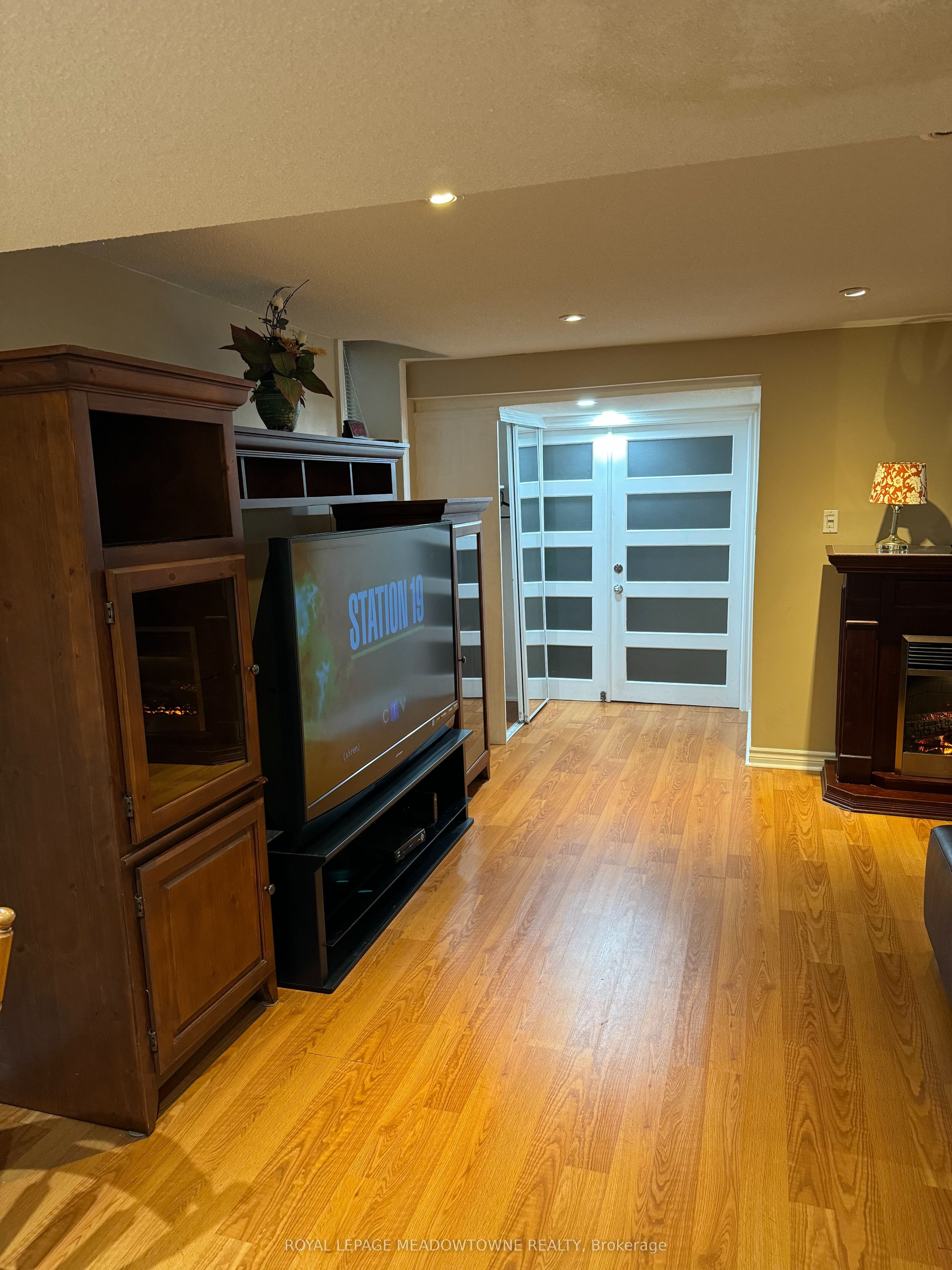 6921 Golden Hills Way Property Photo 5