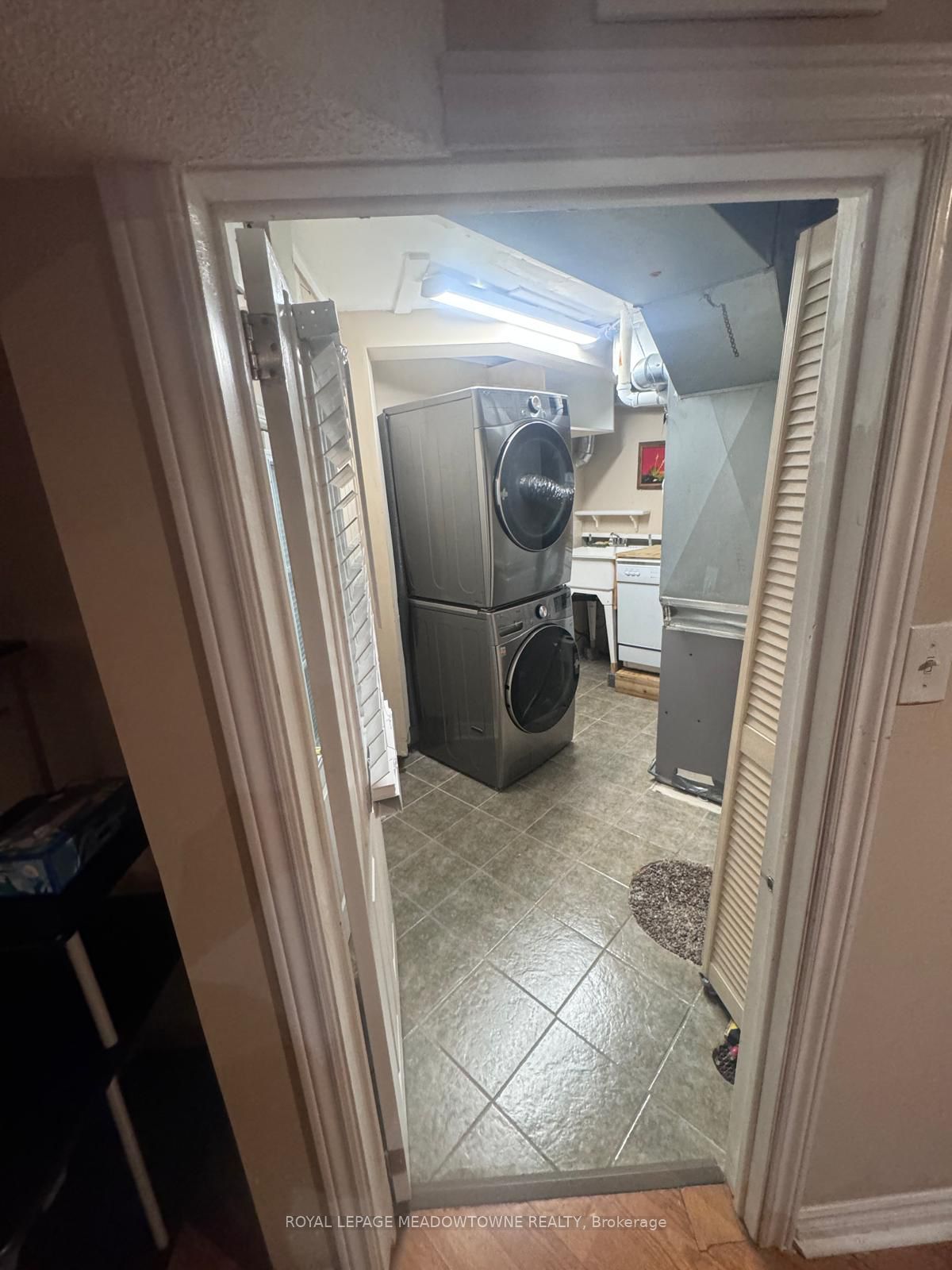 6921 Golden Hills Way Property Photo 7