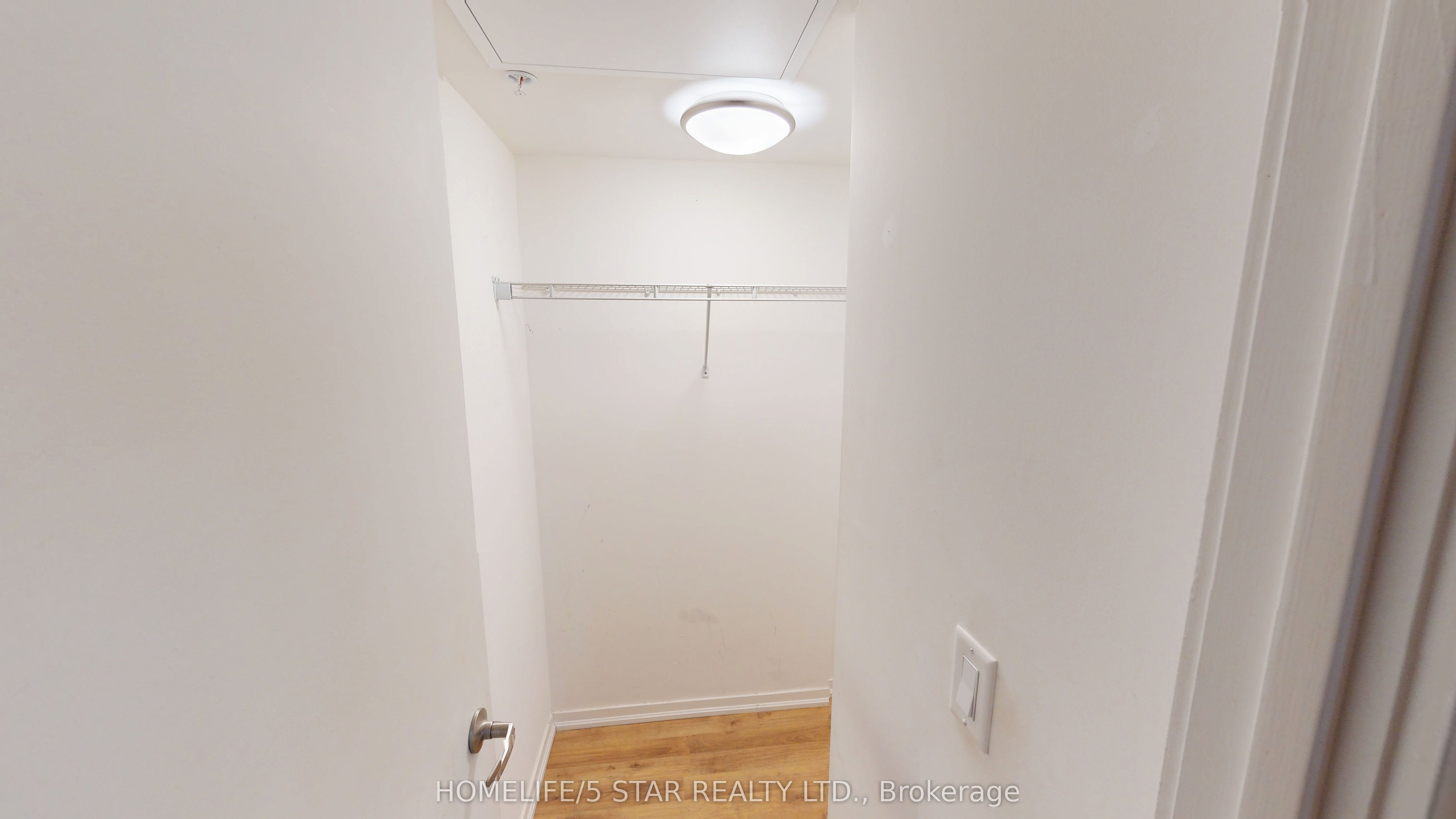 20 Joe Shuster Way 321 Property Photo 15