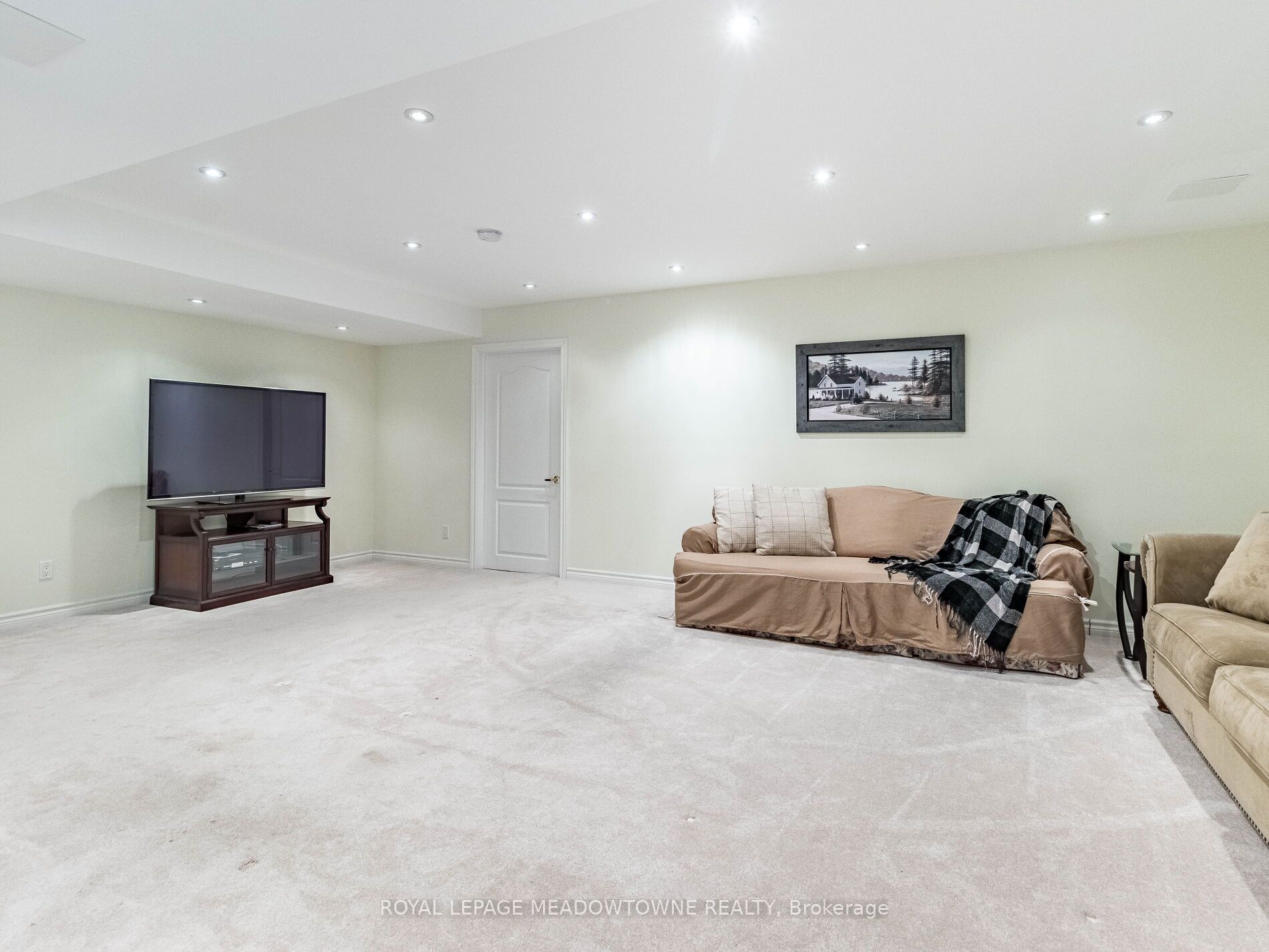 54 Locust Drive 34 Property Photo 38