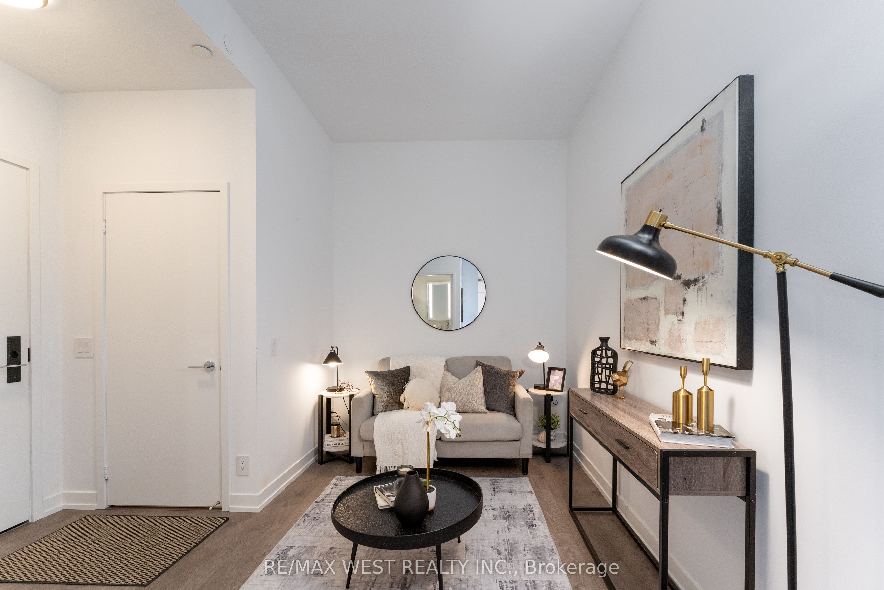 270 Dufferin Street 413 Property Photo 6