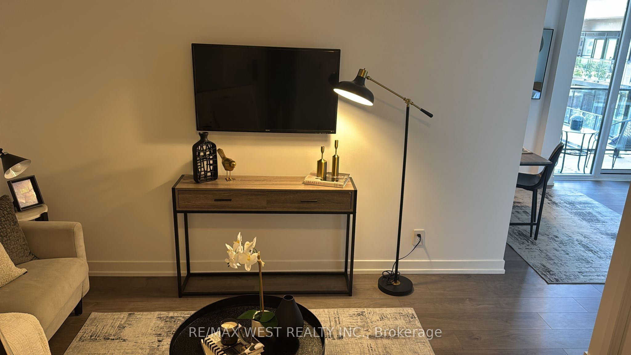 270 Dufferin Street 413 Property Photo 7