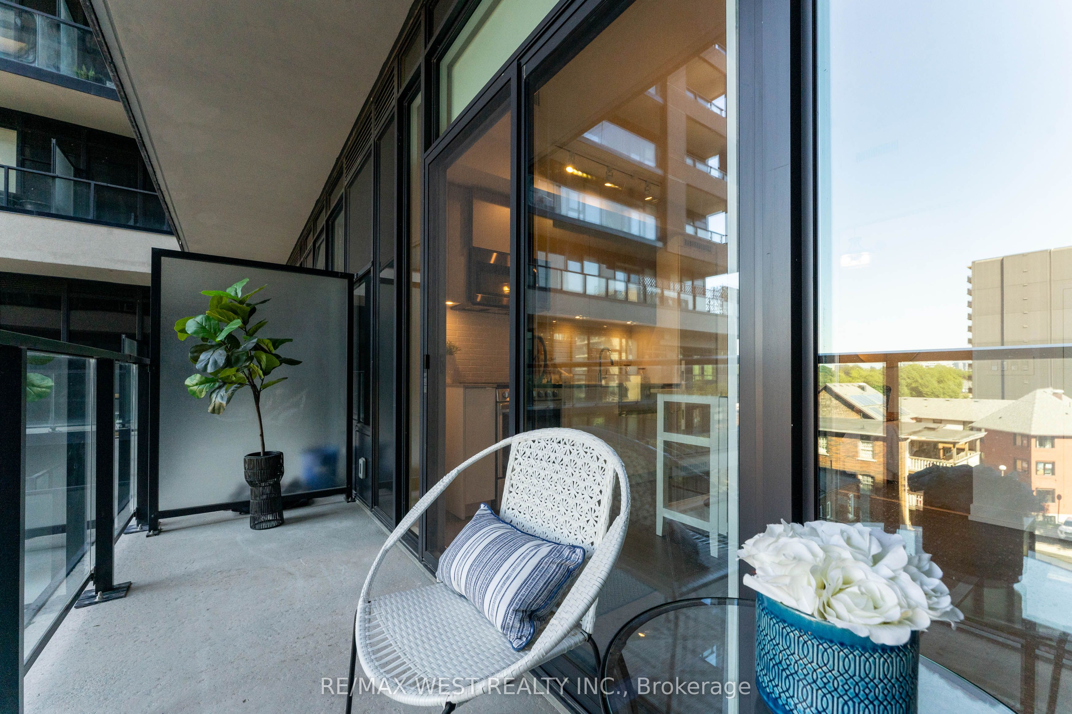 270 Dufferin Street 413 Property Photo 20