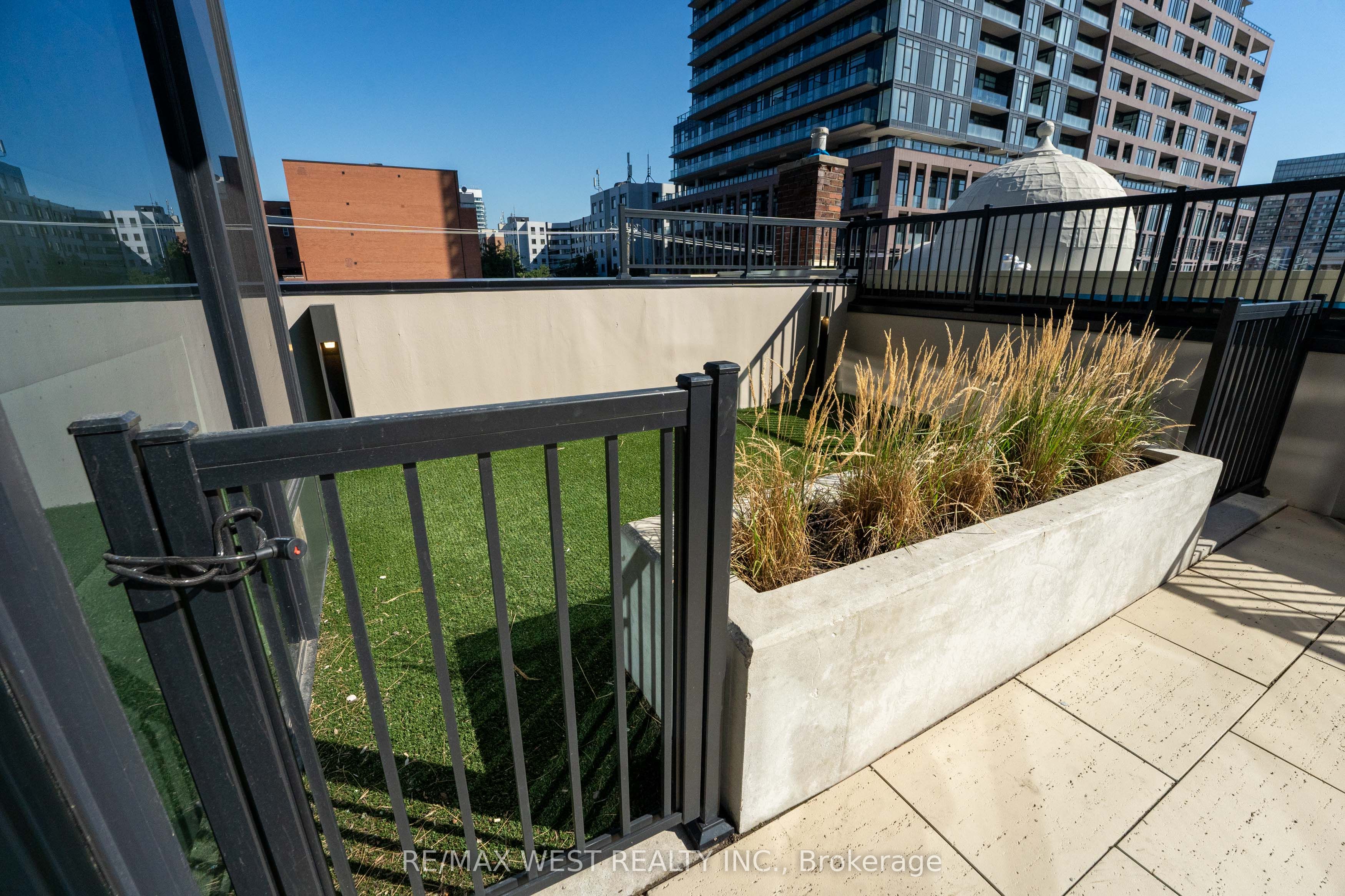 270 Dufferin Street 413 Property Photo 31