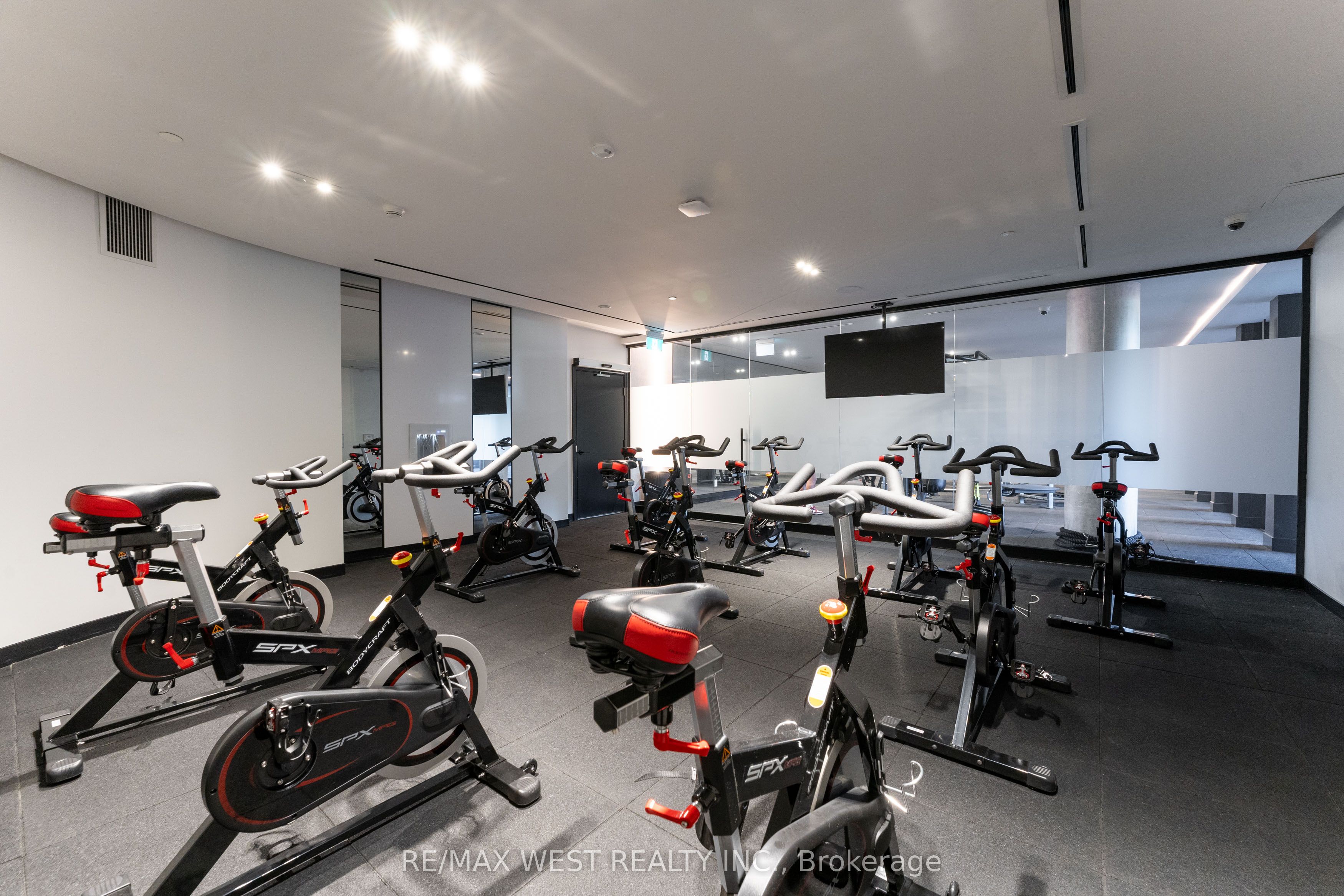 270 Dufferin Street 413 Property Photo 39