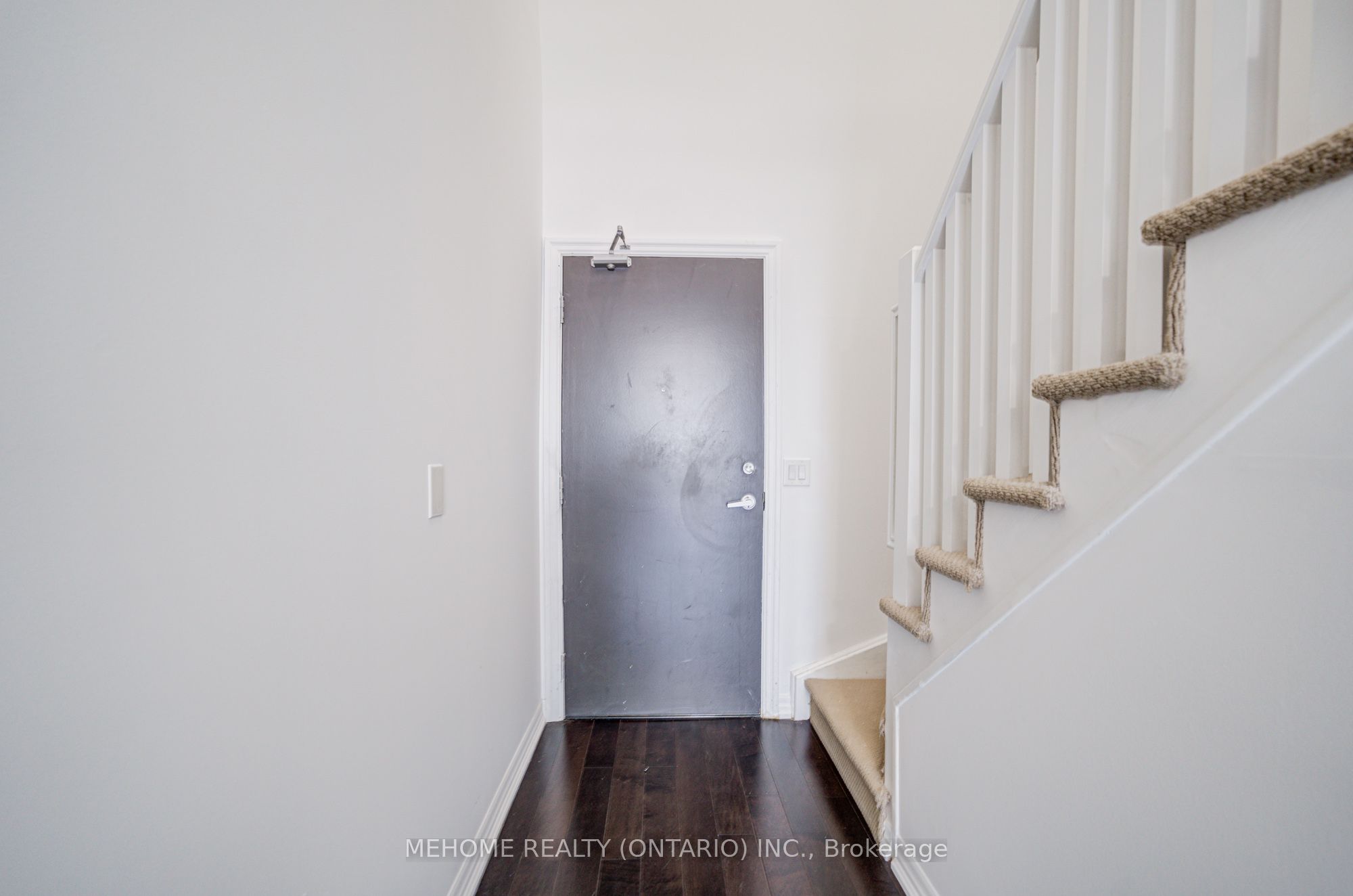 223 Webb Drive 2103 Property Photo 3