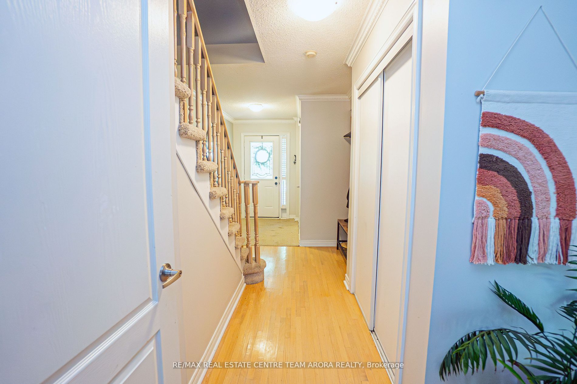 608 Lumberton Crescent Property Photo 4