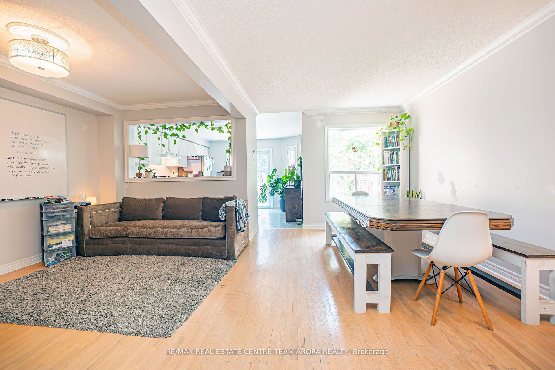 608 Lumberton Crescent Property Photo 5