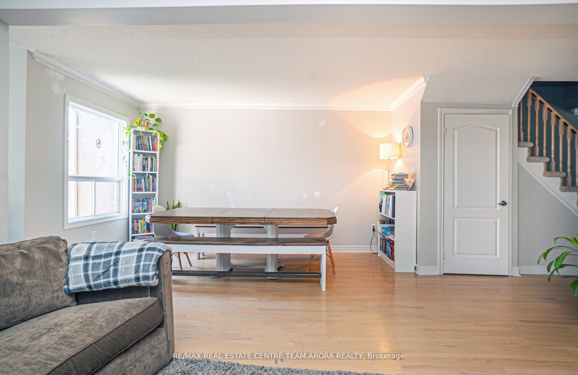 608 Lumberton Crescent Property Photo 8