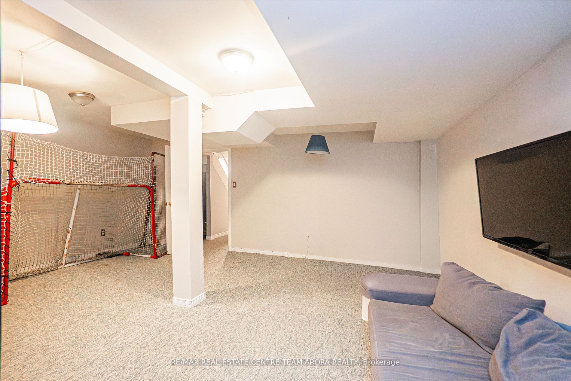 608 Lumberton Crescent Property Photo 20