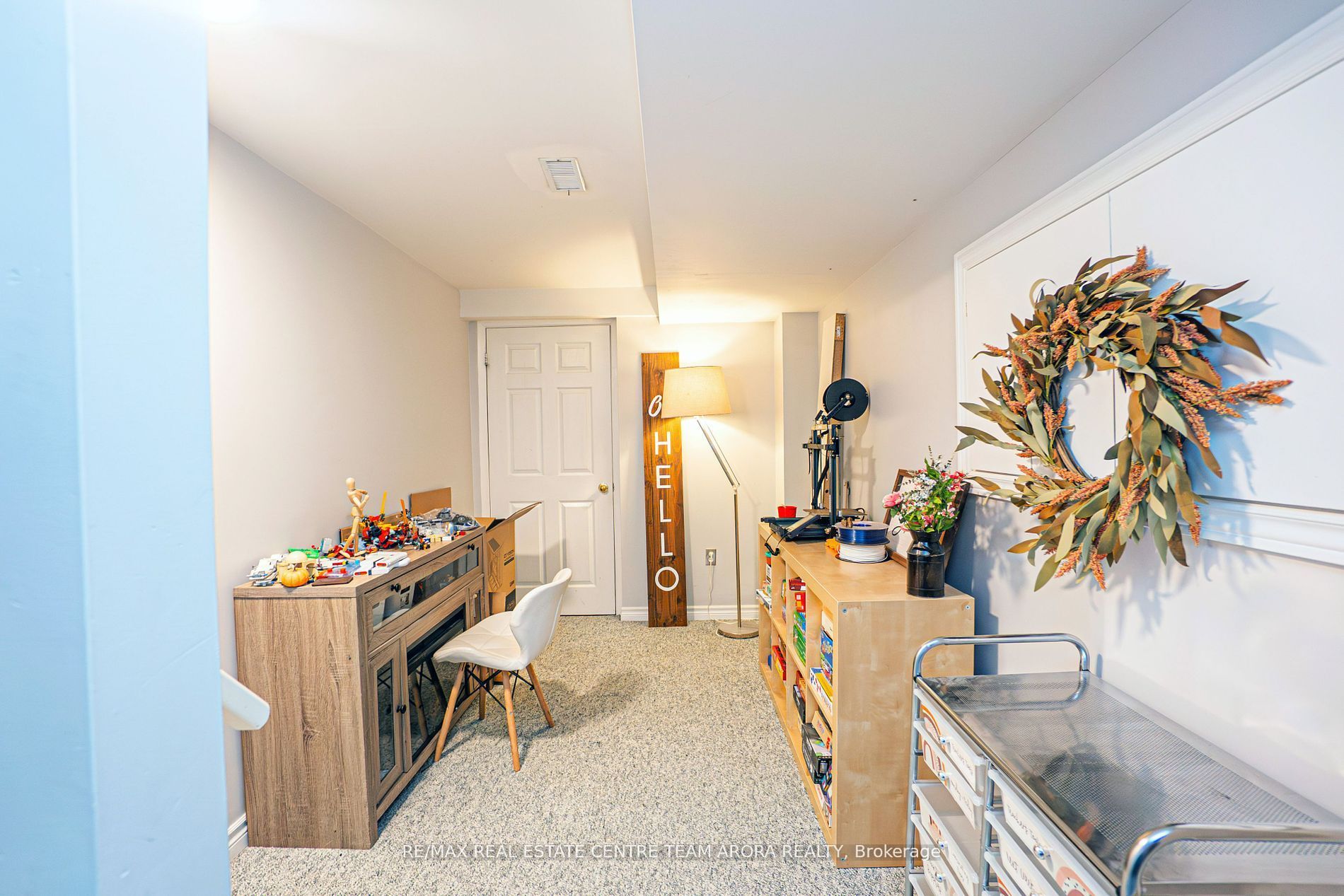 608 Lumberton Crescent Property Photo 21