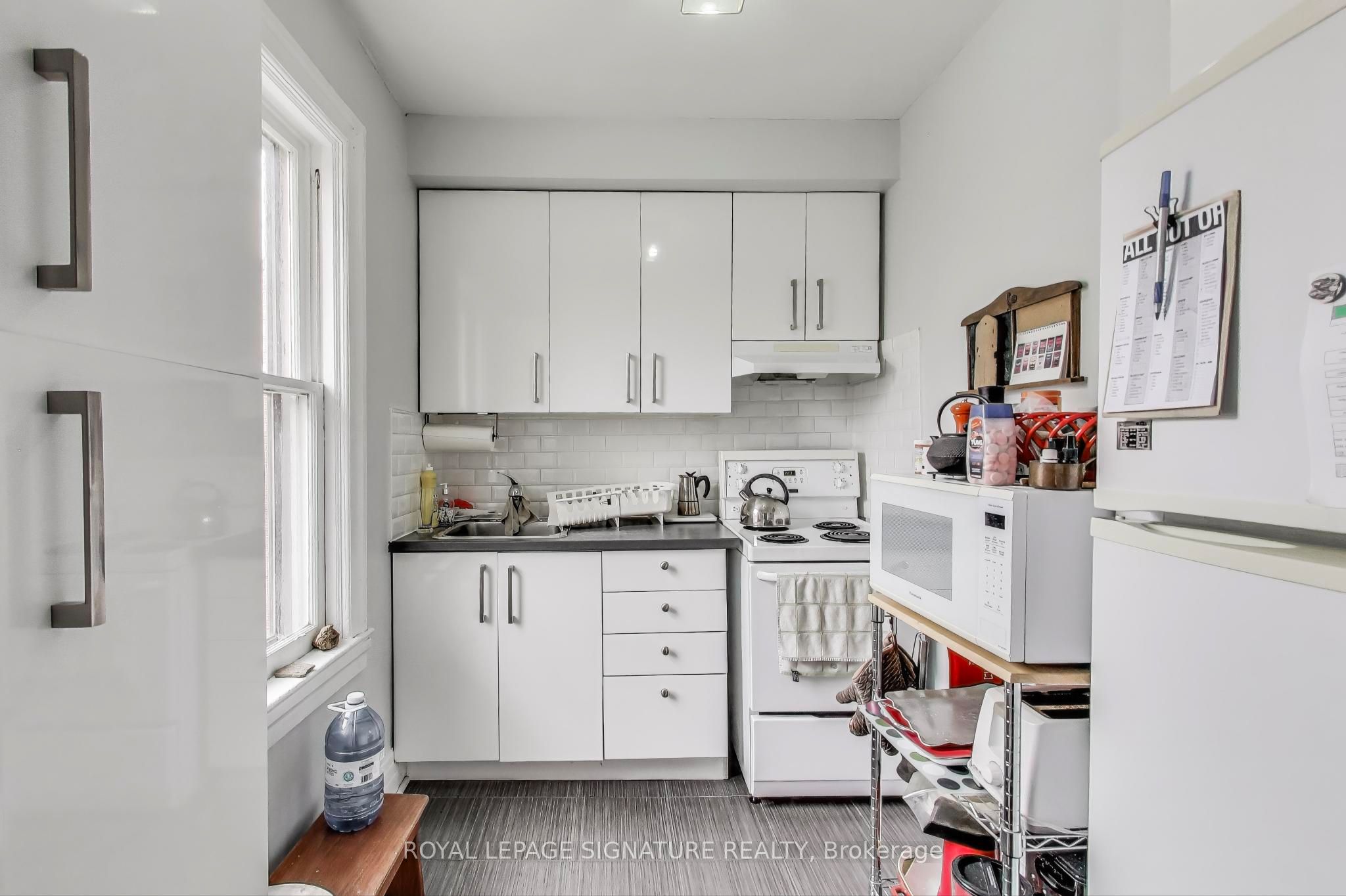 232 Pacific Avenue Property Photo 15