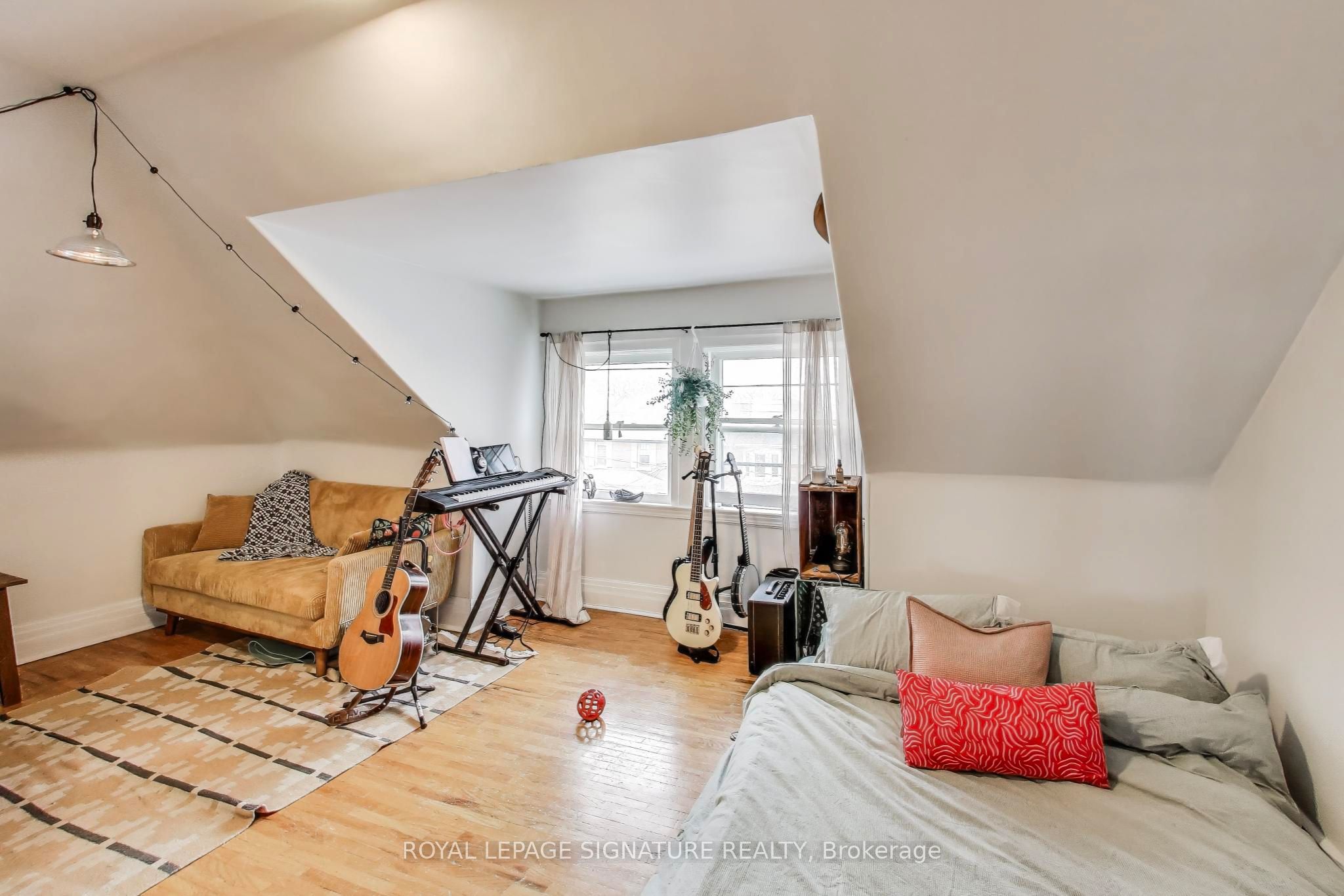 232 Pacific Avenue Property Photo 21