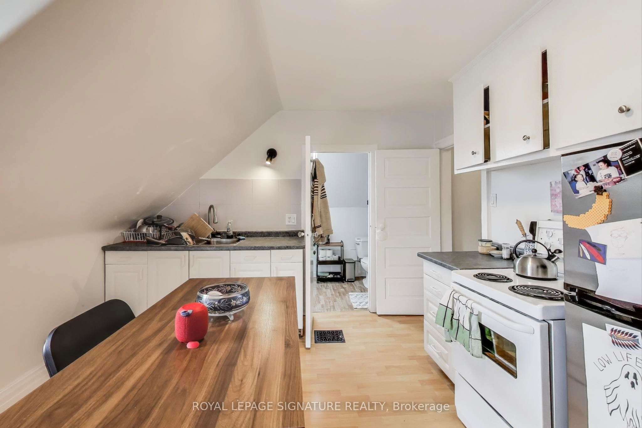 232 Pacific Avenue Property Photo 27