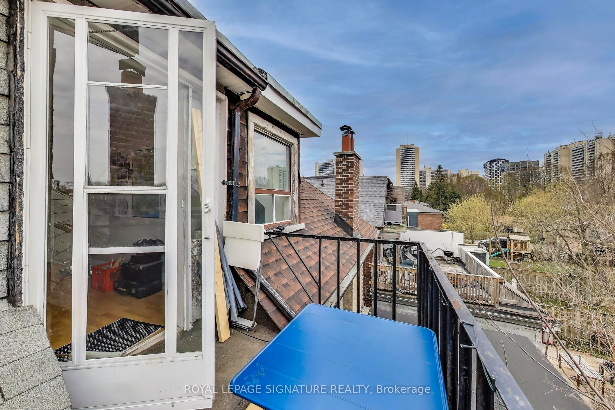 232 Pacific Avenue Property Photo 29