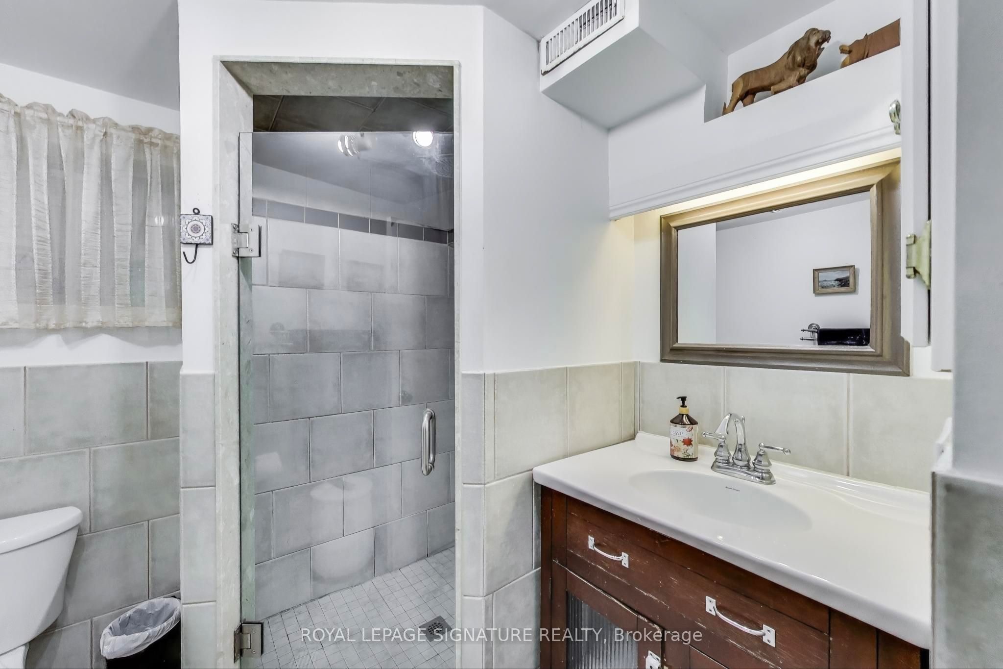 232 Pacific Avenue Property Photo 36