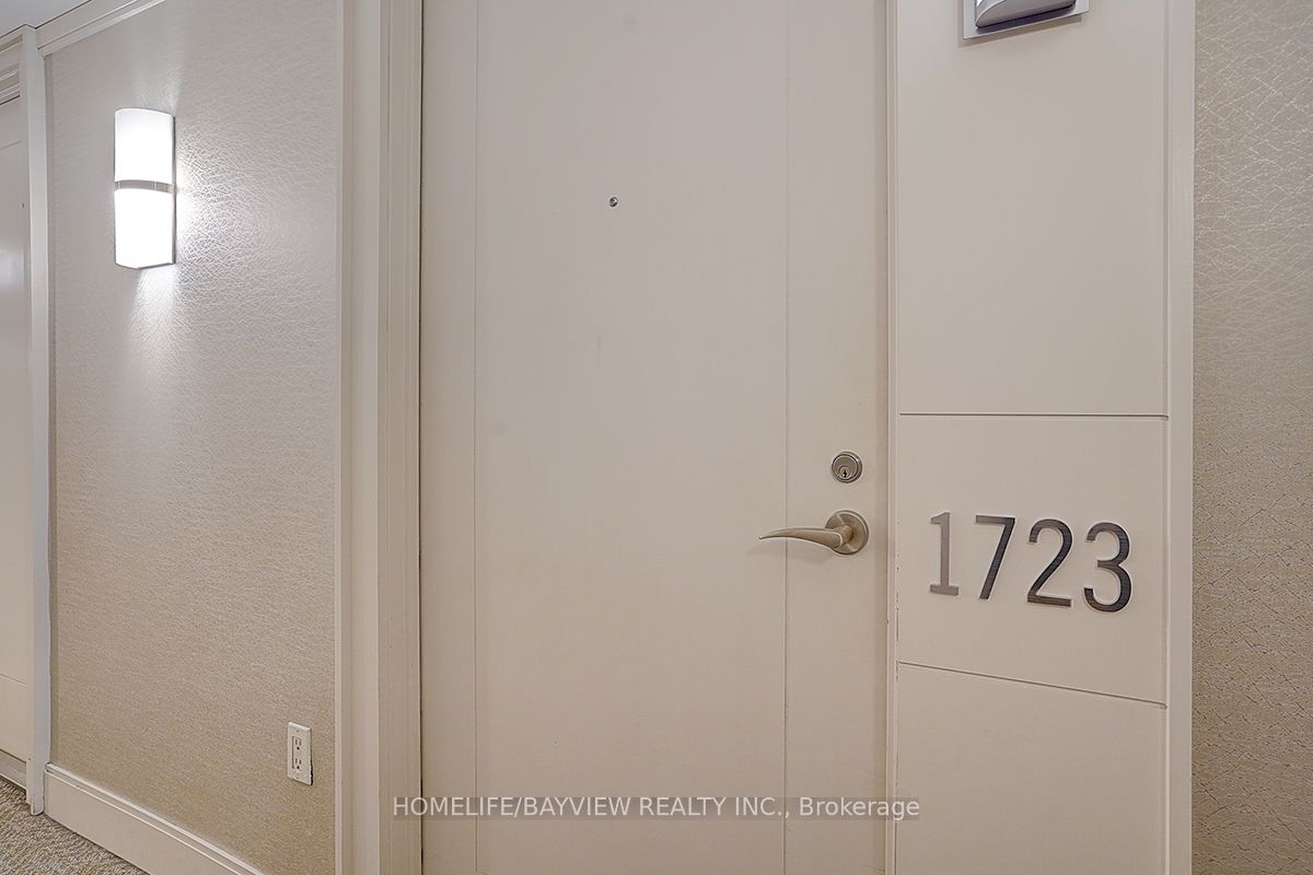 800 Lawrence Avenue W 1723 Property Photo 18