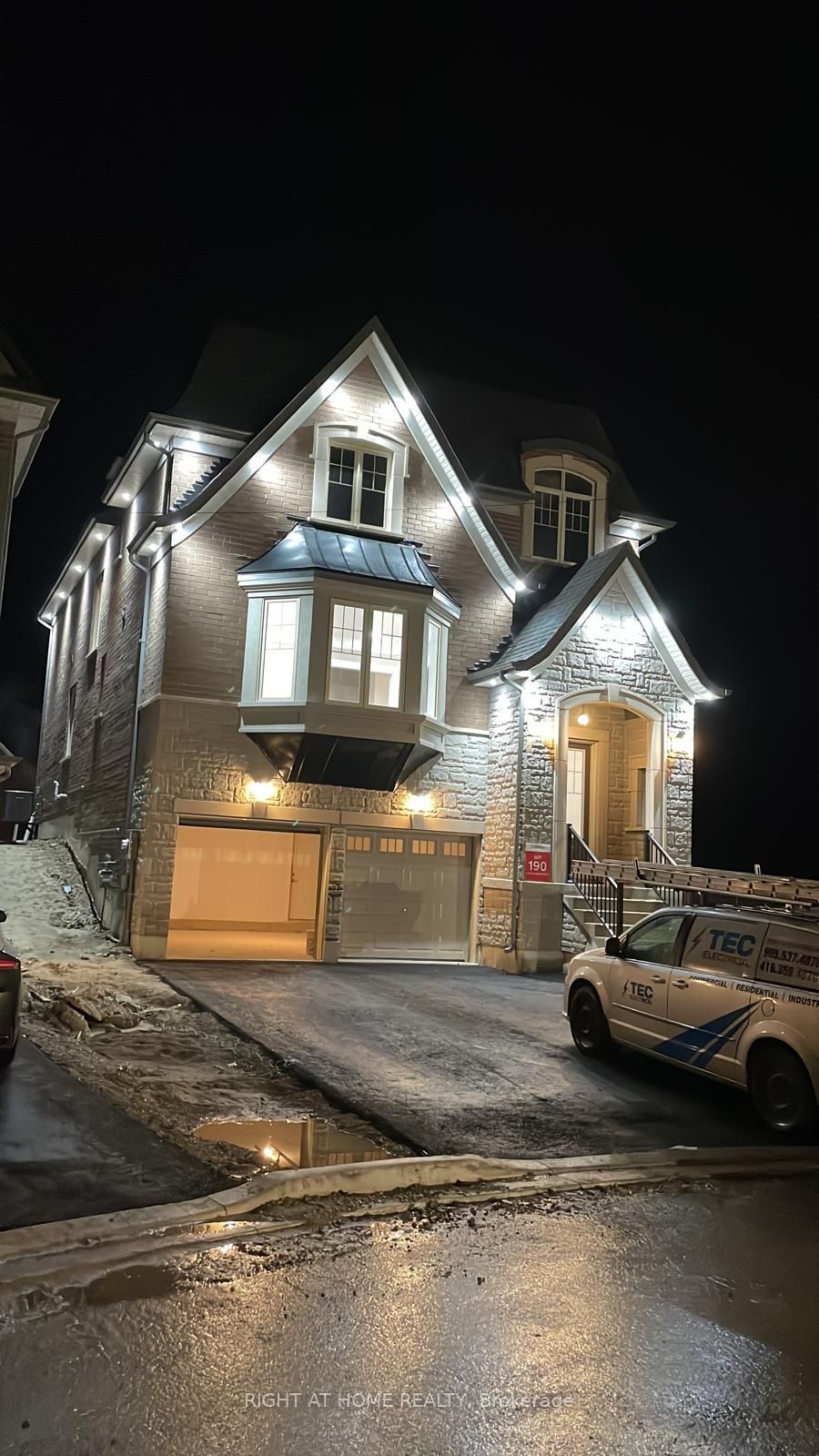 23 Swamp Sparrow Court Basement Property Photo 1