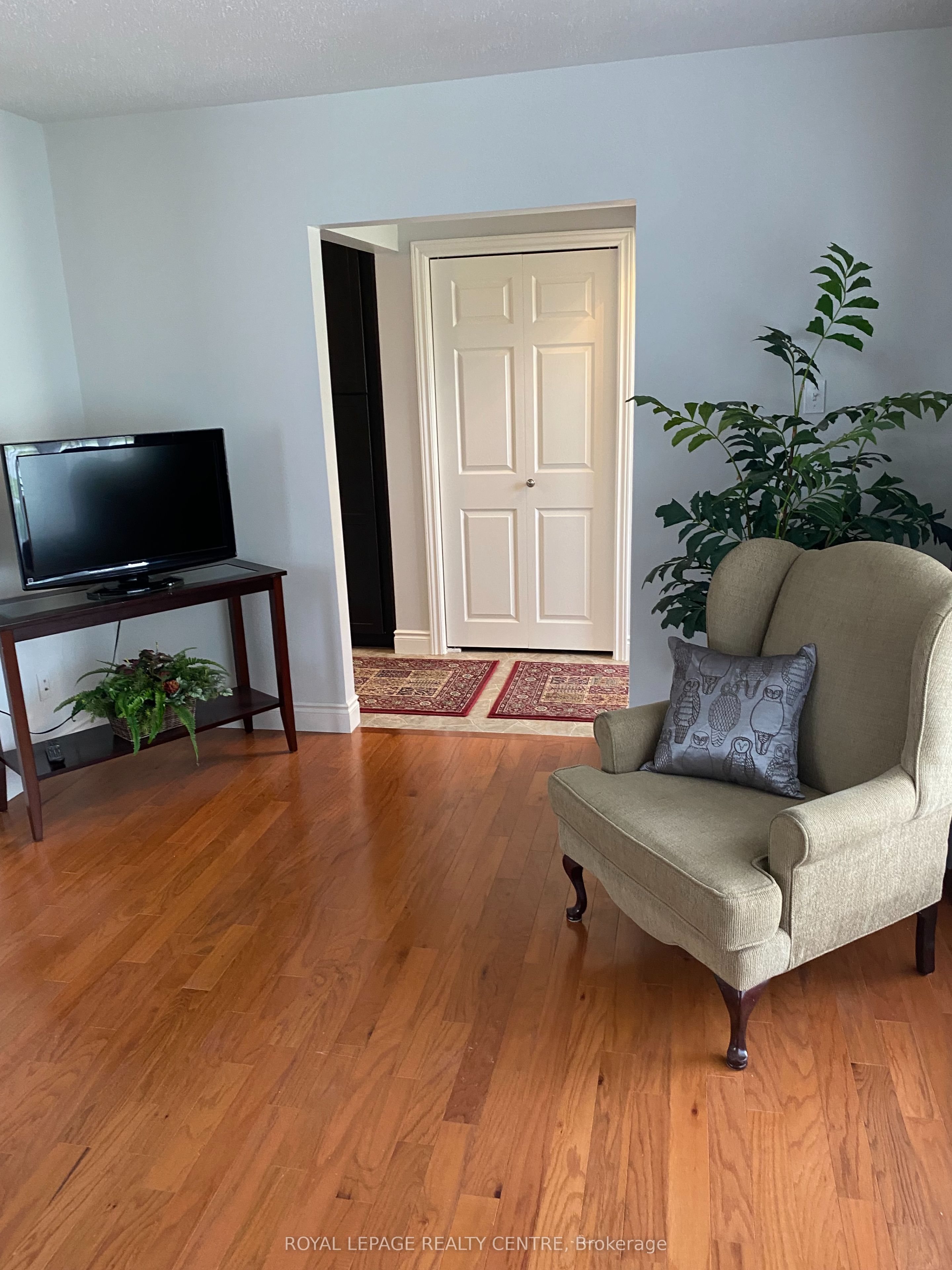 35 Aintree Crescent Property Photo 8