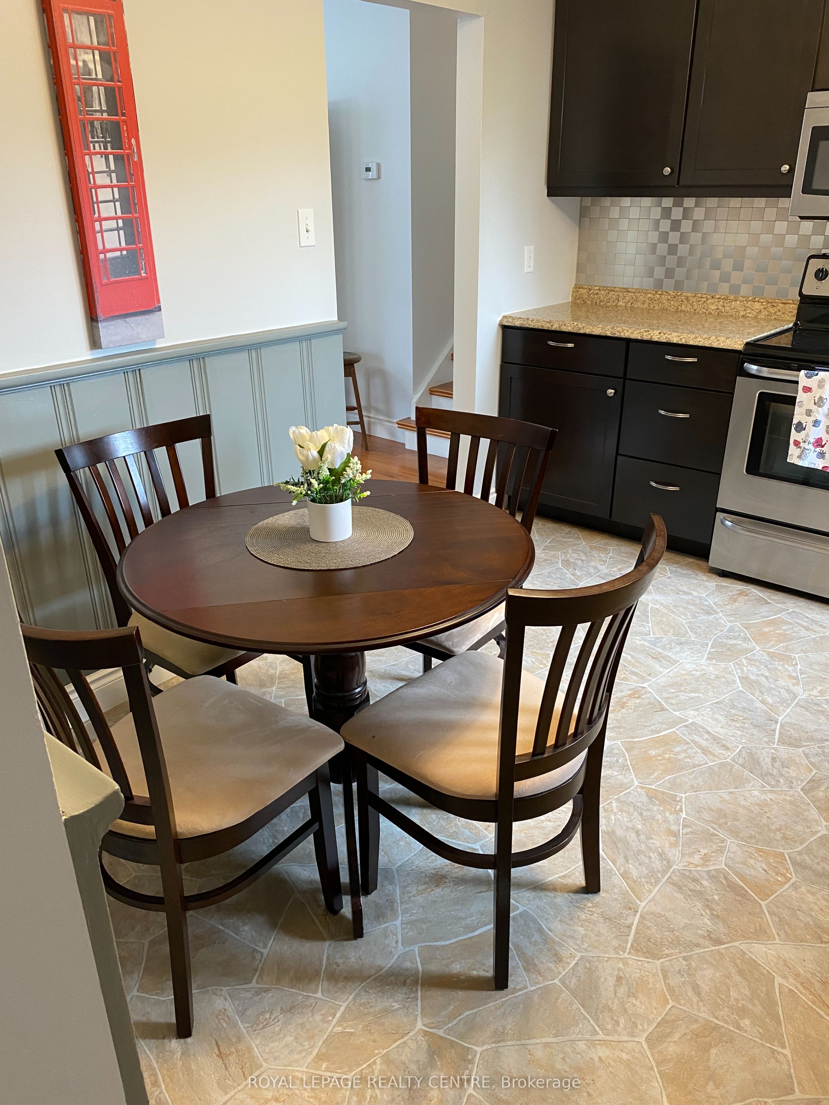 35 Aintree Crescent Property Photo 13