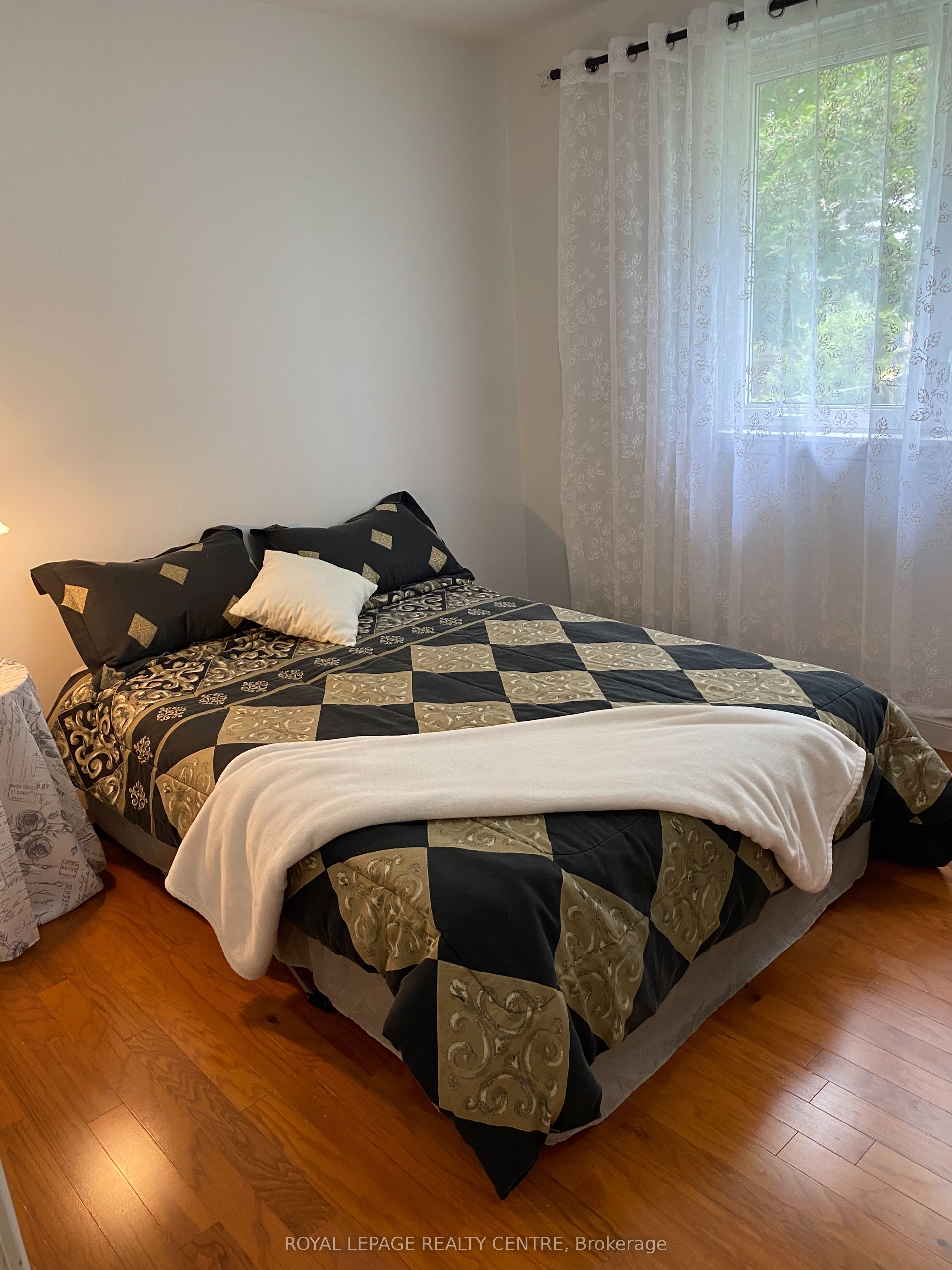 35 Aintree Crescent Property Photo 15