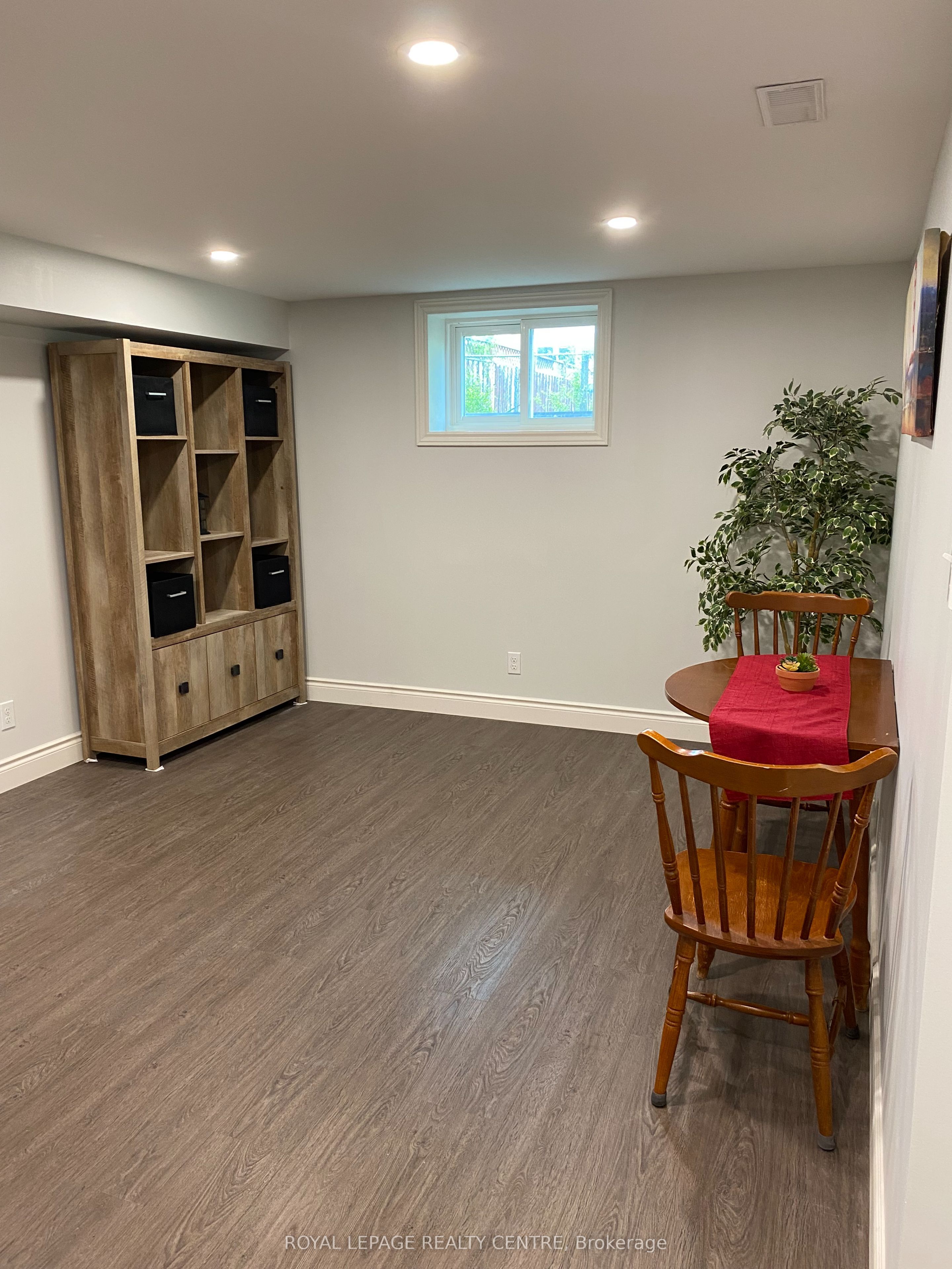 35 Aintree Crescent Property Photo 20