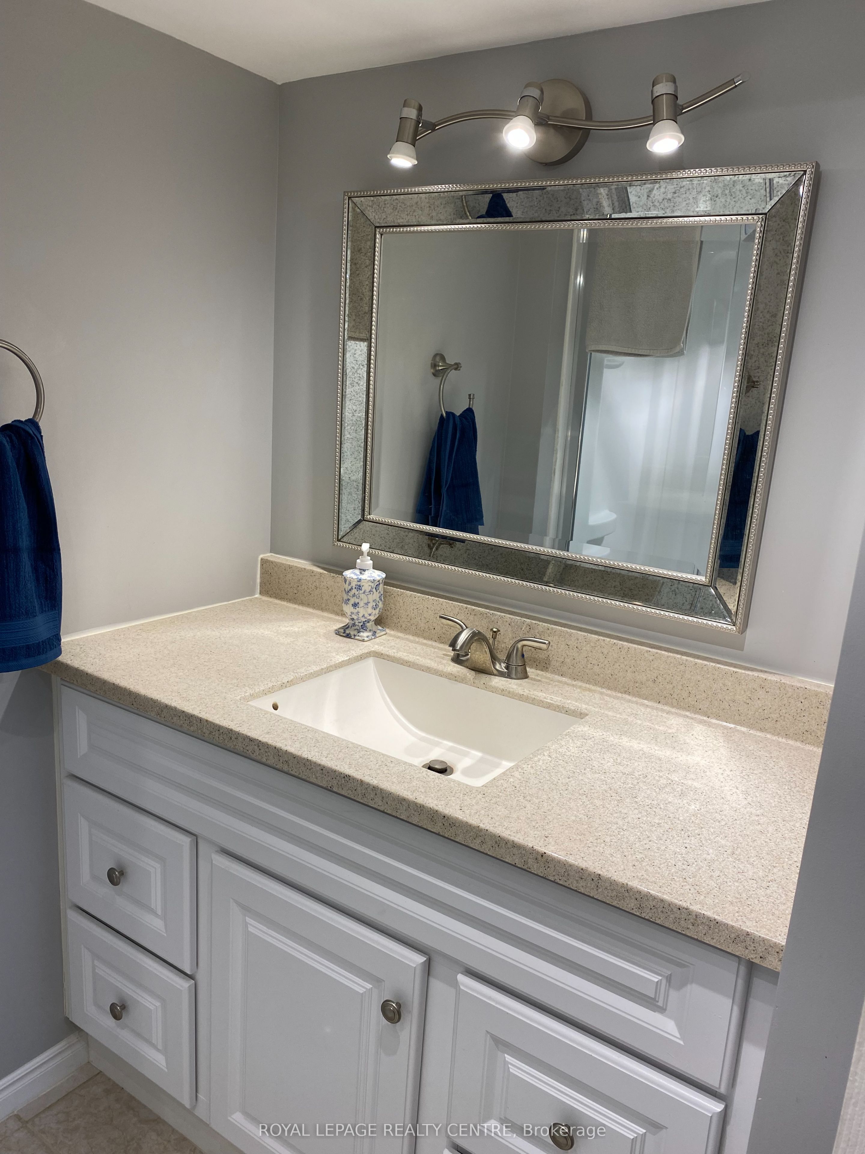 35 Aintree Crescent Property Photo 27