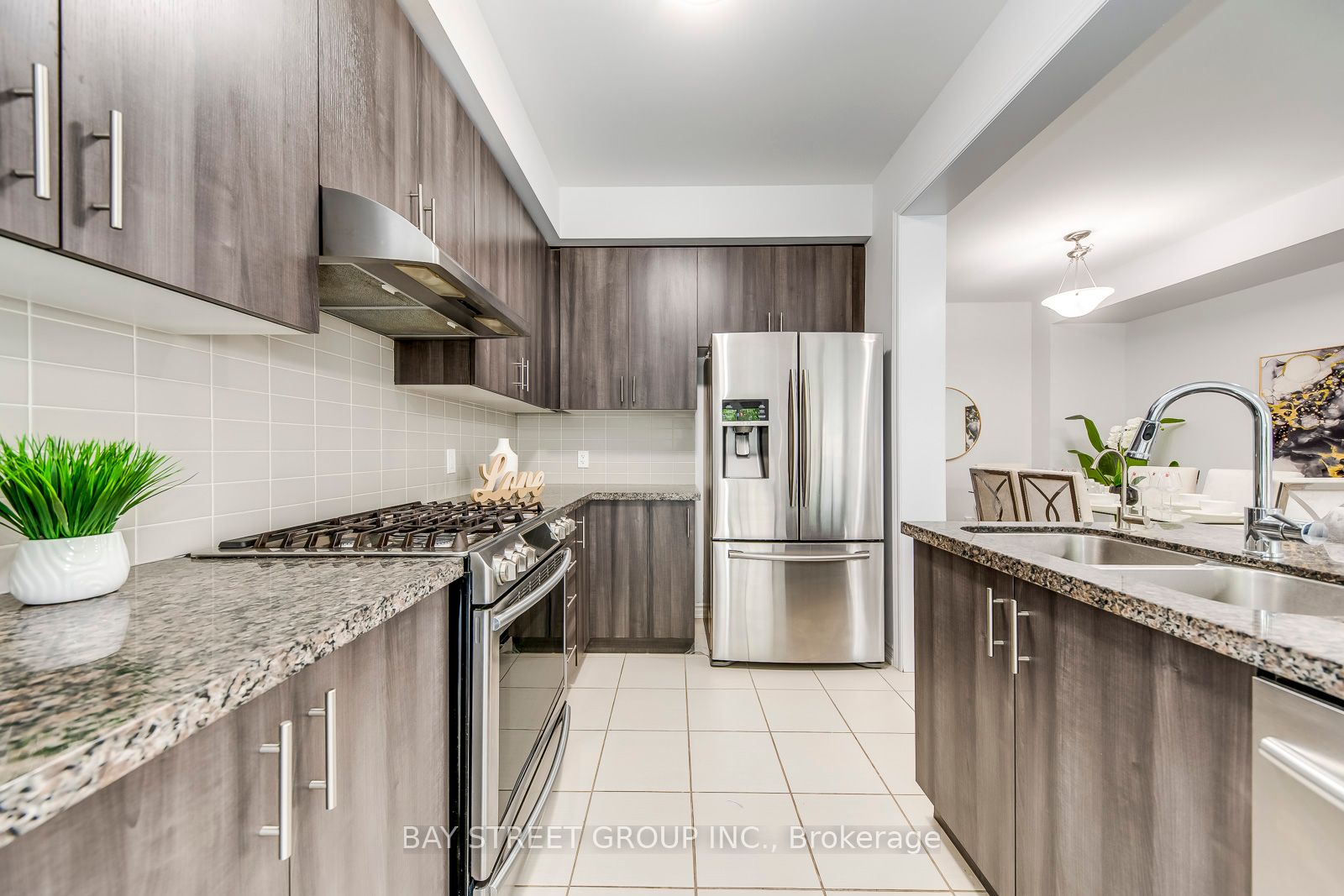 371 Athabasca Common Property Photo 14