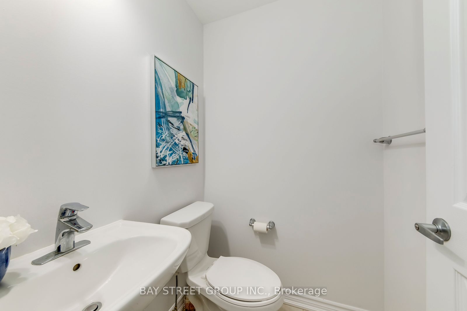 371 Athabasca Common Property Photo 18