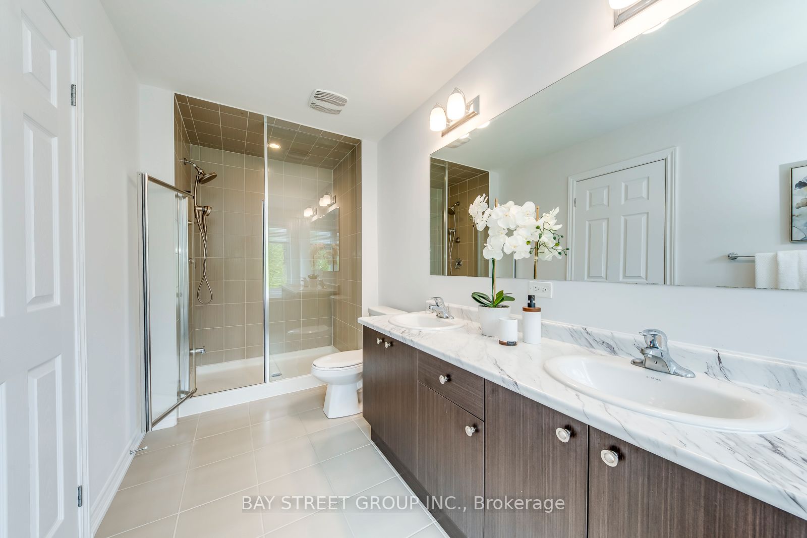 371 Athabasca Common Property Photo 25